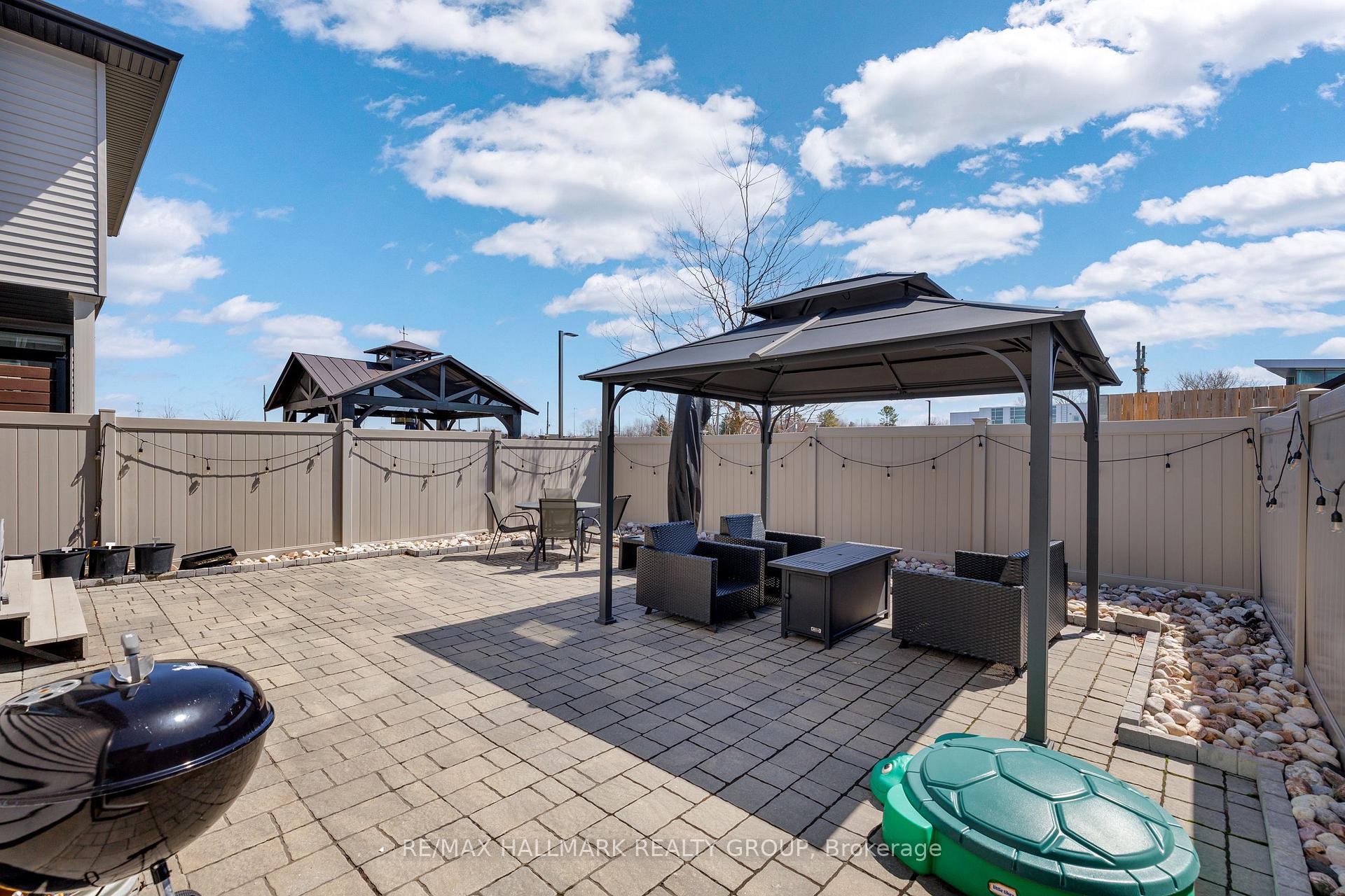 Photo 47 of 112 Crevasse Road, Ottawa, Mer Bleue/Bradley Estates/Anderson Park — HOMEH
