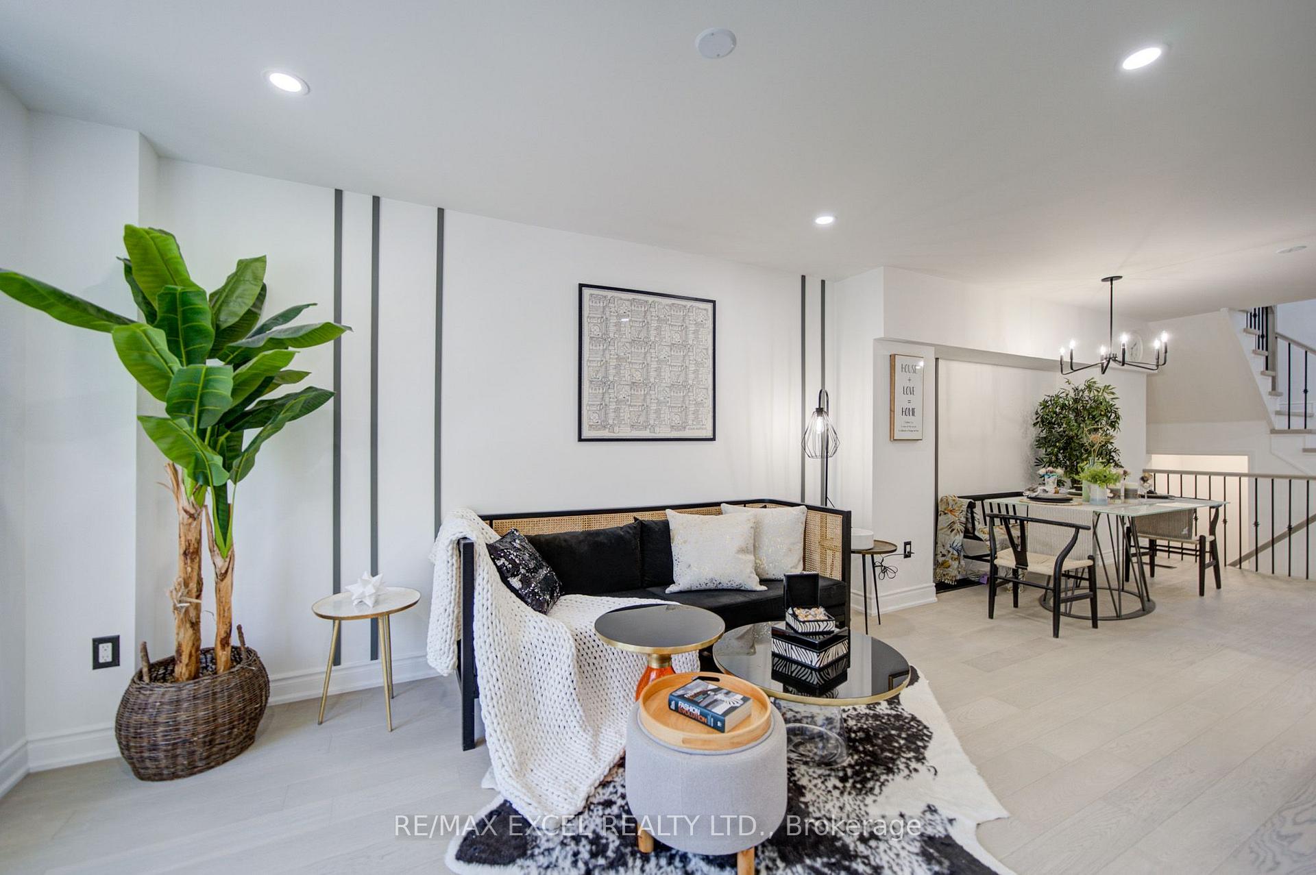 Photo 6 of 454 Bur Oak Avenue, Markham, Berczy — HOMEH