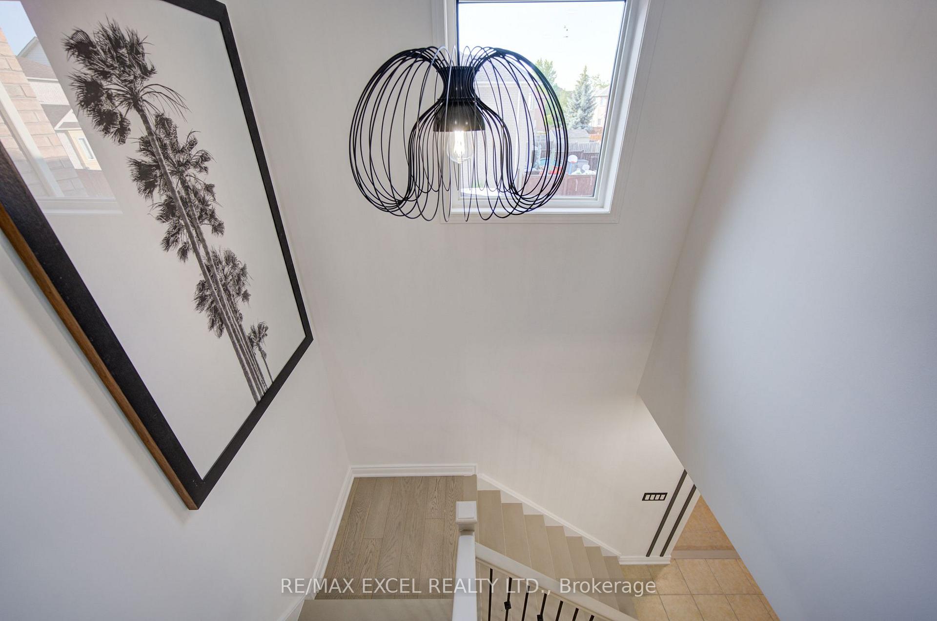Photo 25 of 454 Bur Oak Avenue, Markham, Berczy — HOMEH