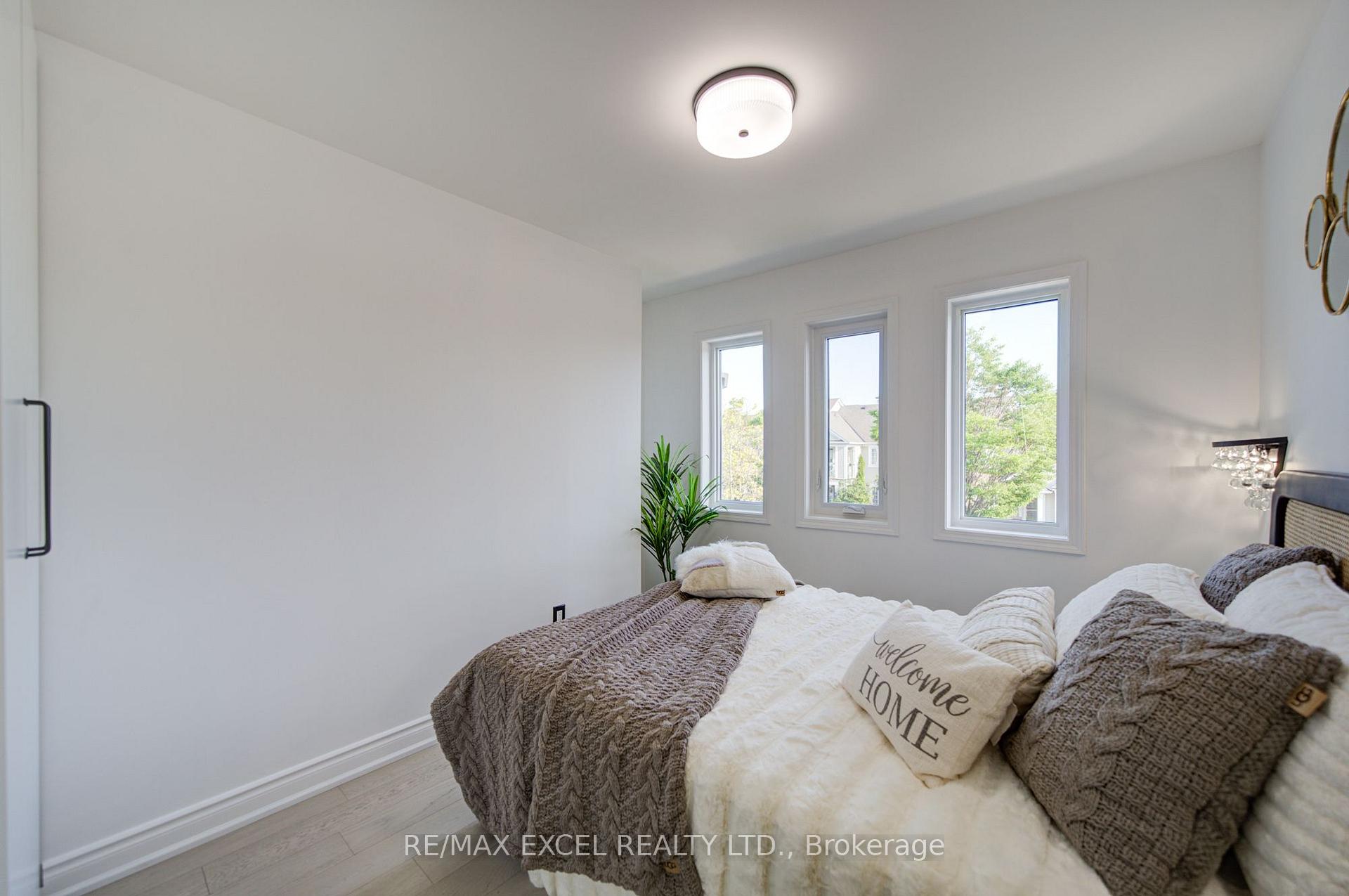 Photo 30 of 454 Bur Oak Avenue, Markham, Berczy — HOMEH