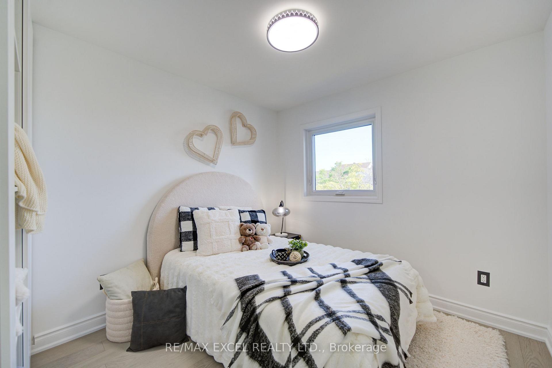 Photo 34 of 454 Bur Oak Avenue, Markham, Berczy — HOMEH