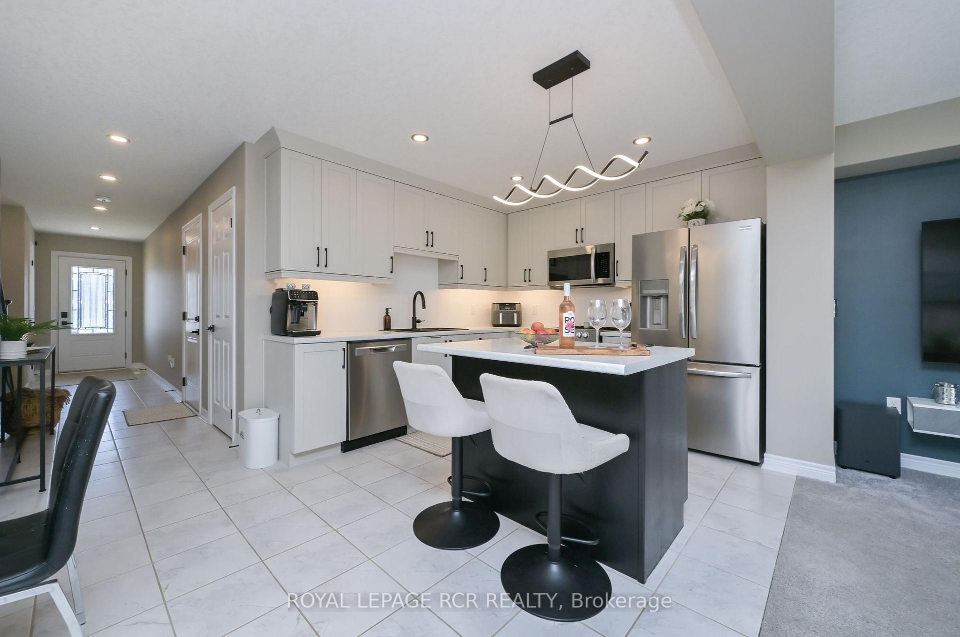 Photo 7 of 106 Mullin Street E, Grey Highlands — HOMEH