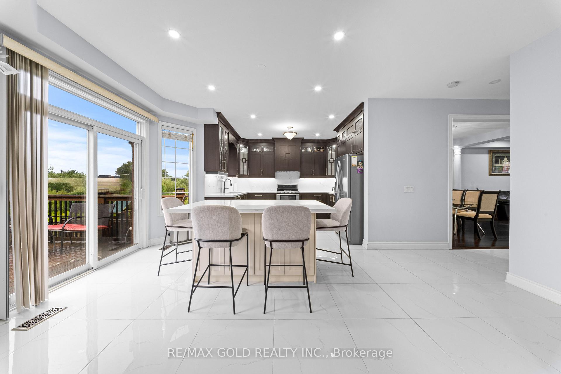 Photo 9 of 58 Brunetta Way, Brampton, Bram East — HOMEH