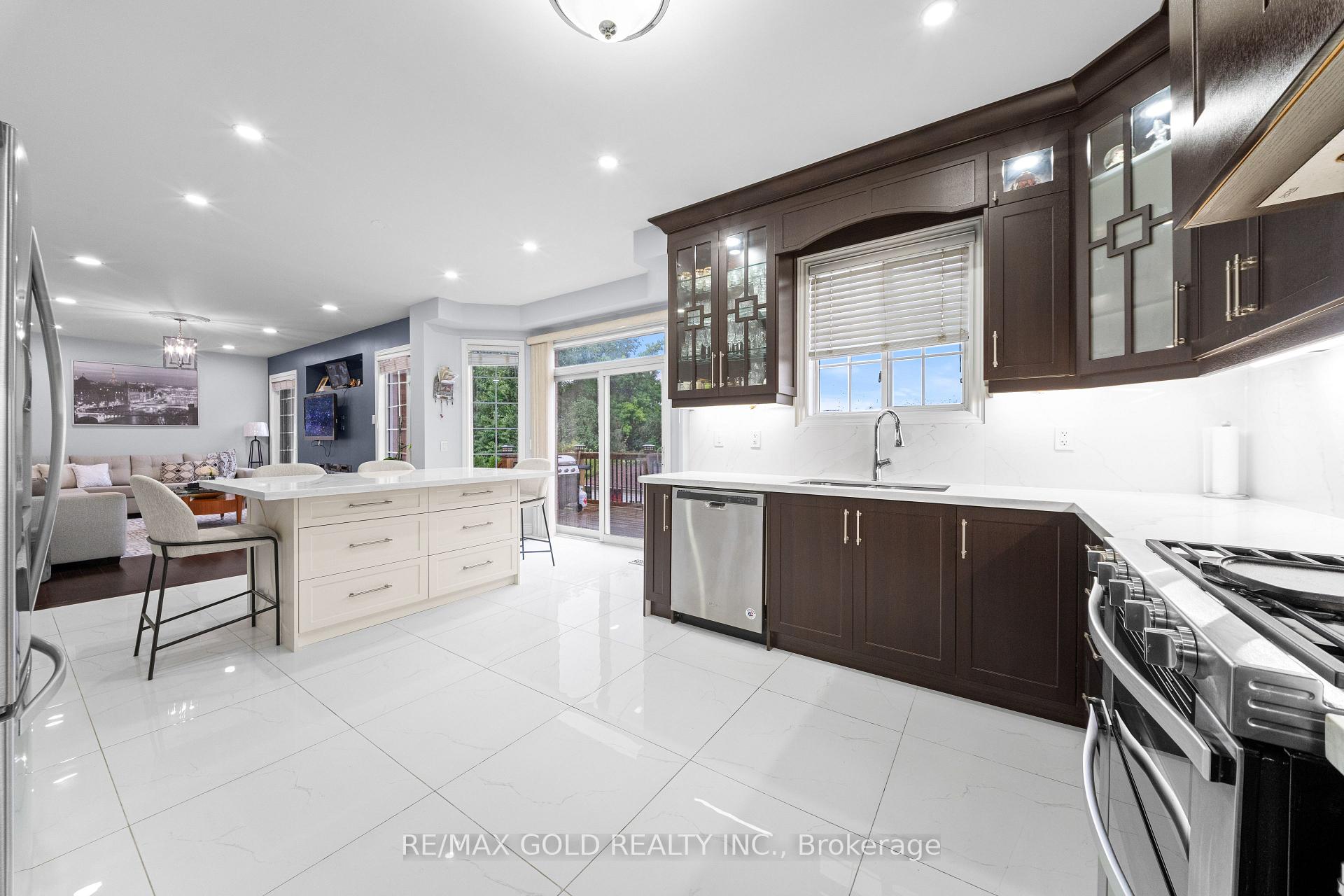 Photo 11 of 58 Brunetta Way, Brampton, Bram East — HOMEH
