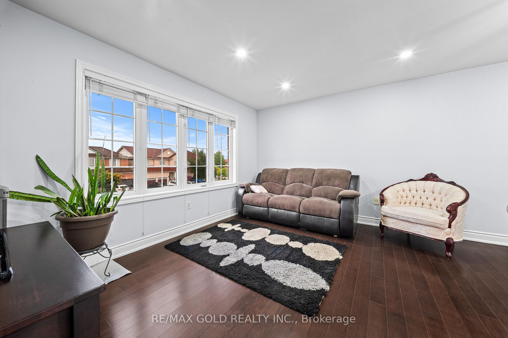 Photo 17 of 58 Brunetta Way, Brampton, Bram East — HOMEH