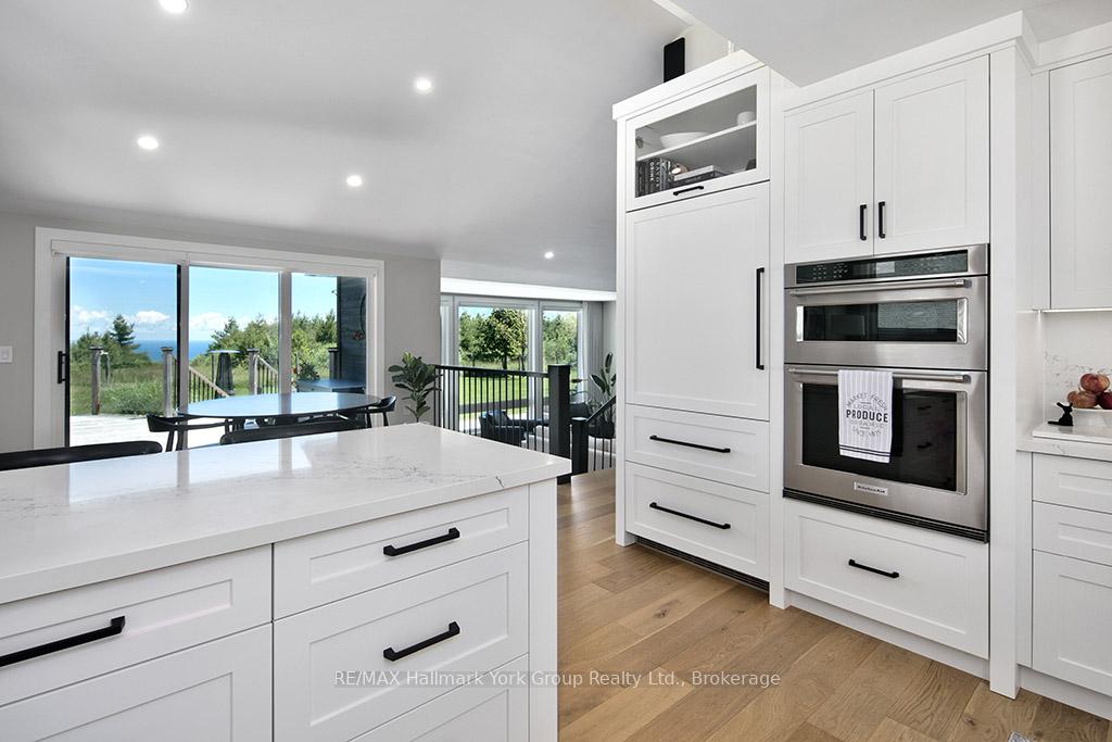 Photo 7 of 125 Mountain Road, Meaford — HOMEH