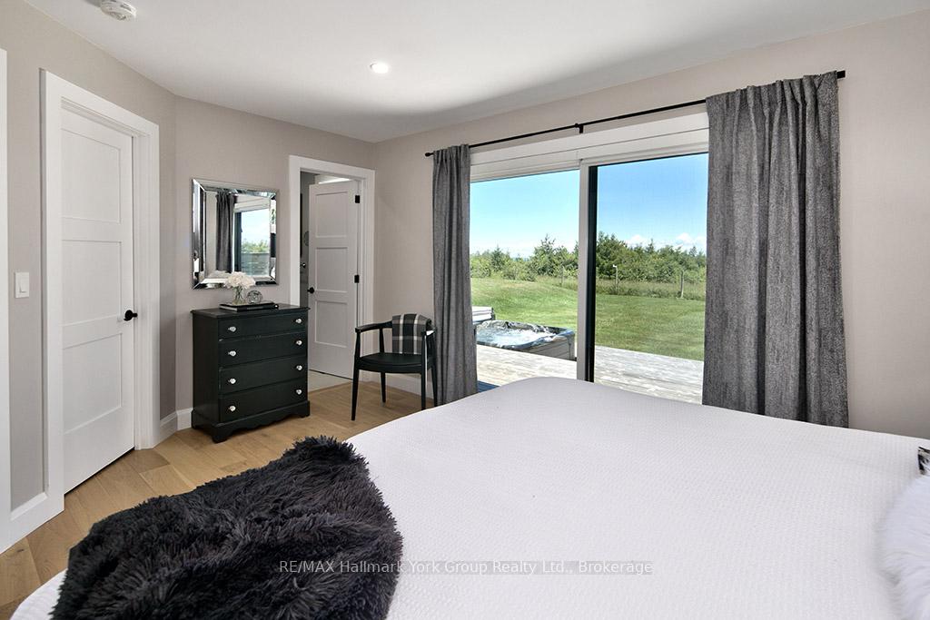 Photo 16 of 125 Mountain Road, Meaford — HOMEH