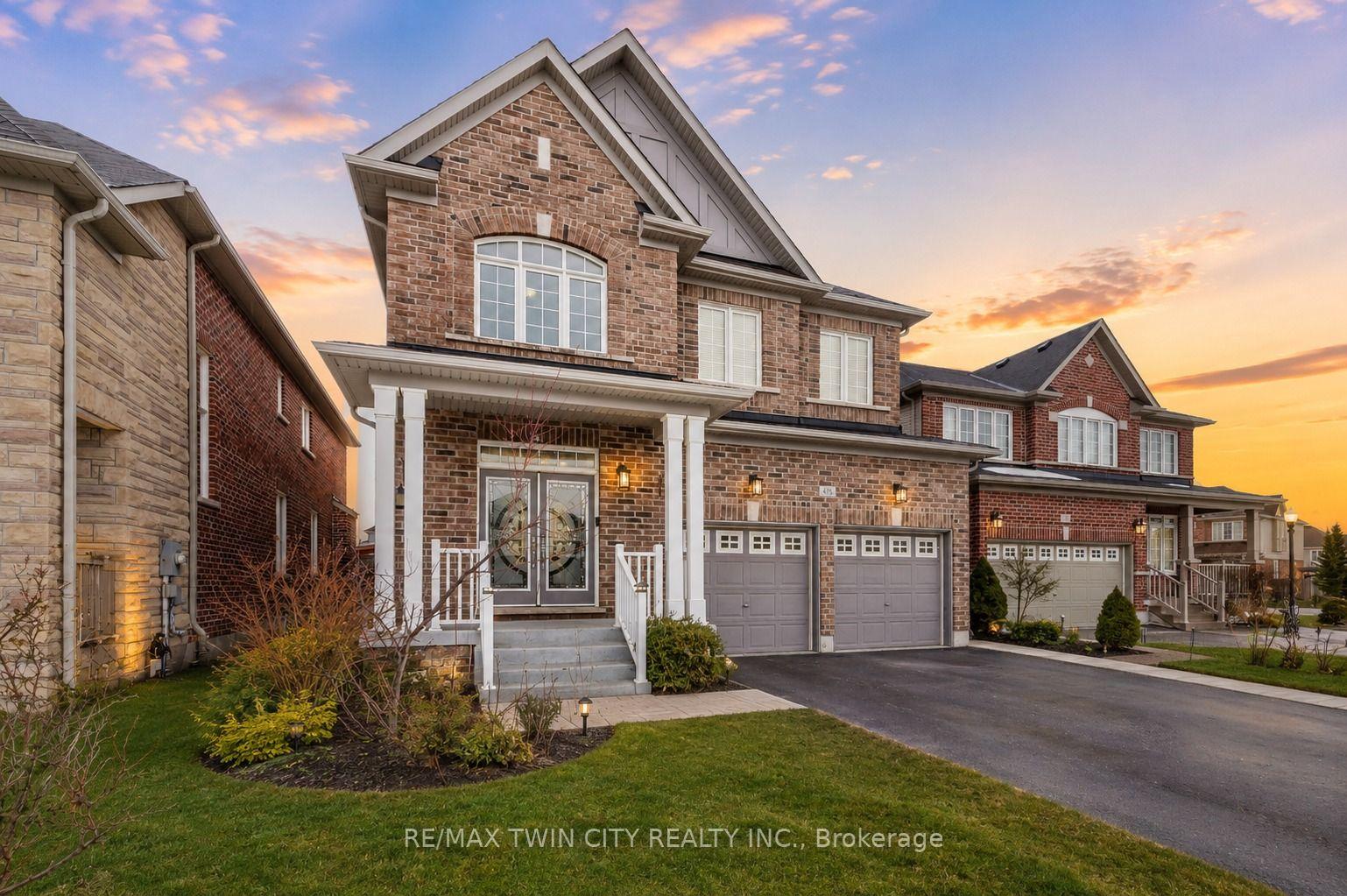 Photo 2 of 498 Thomas Slee Drive, Kitchener, Doon South — HOMEH