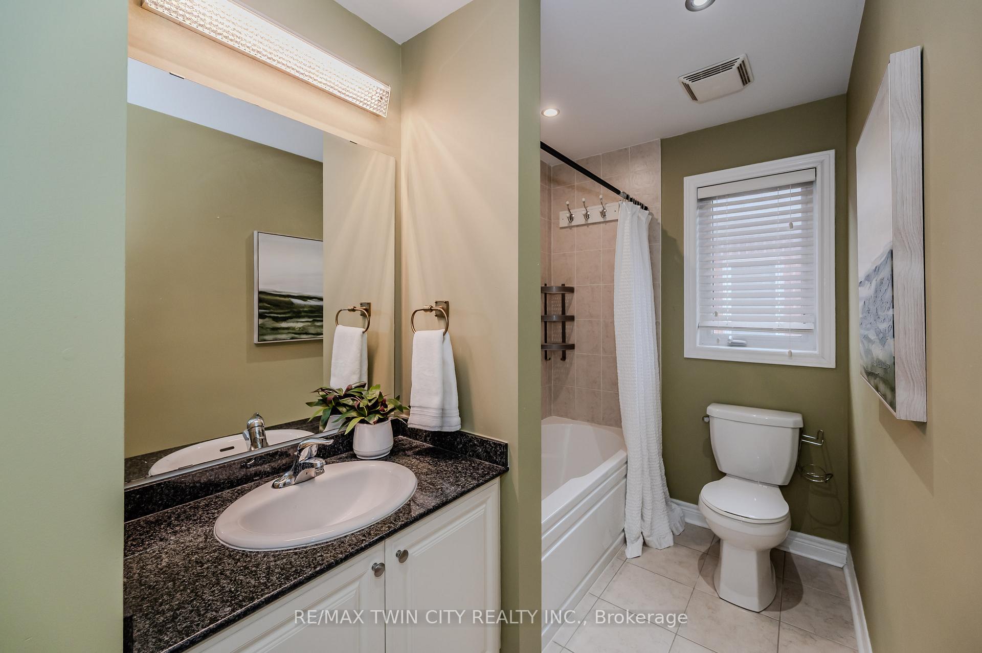 Photo 27 of 498 Thomas Slee Drive, Kitchener, Doon South — HOMEH