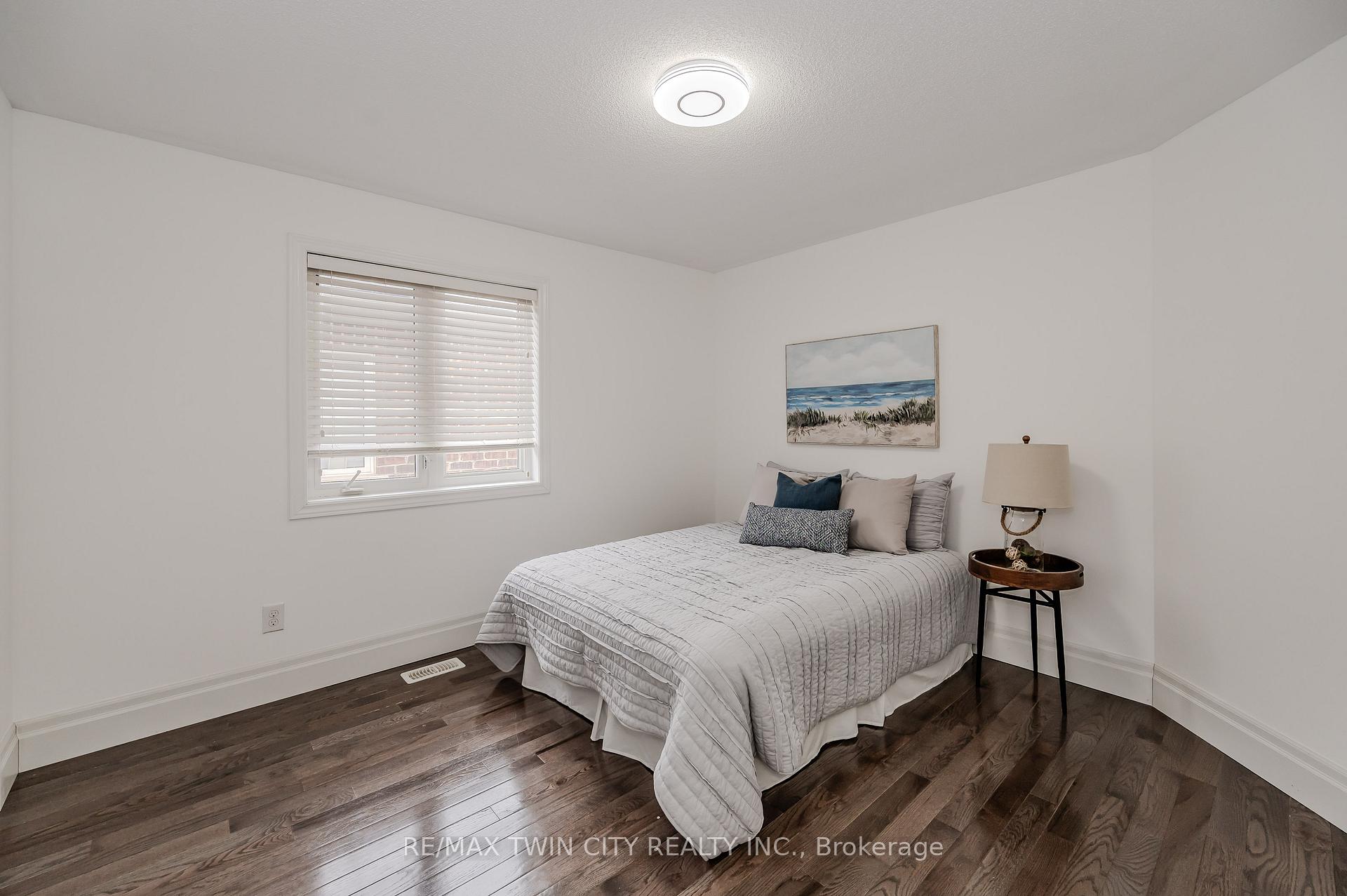 Photo 28 of 498 Thomas Slee Drive, Kitchener, Doon South — HOMEH
