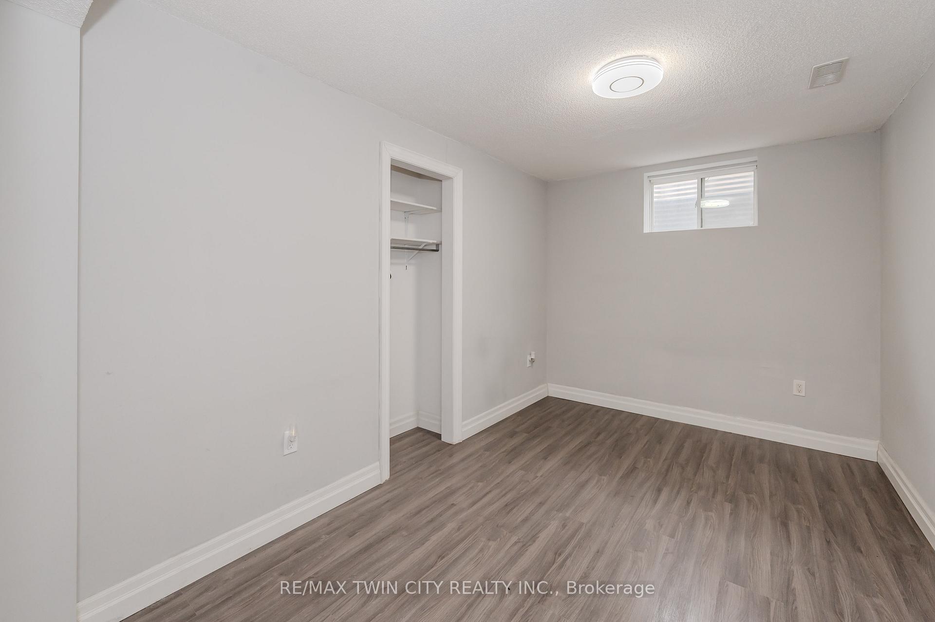 Photo 41 of 498 Thomas Slee Drive, Kitchener, Doon South — HOMEH