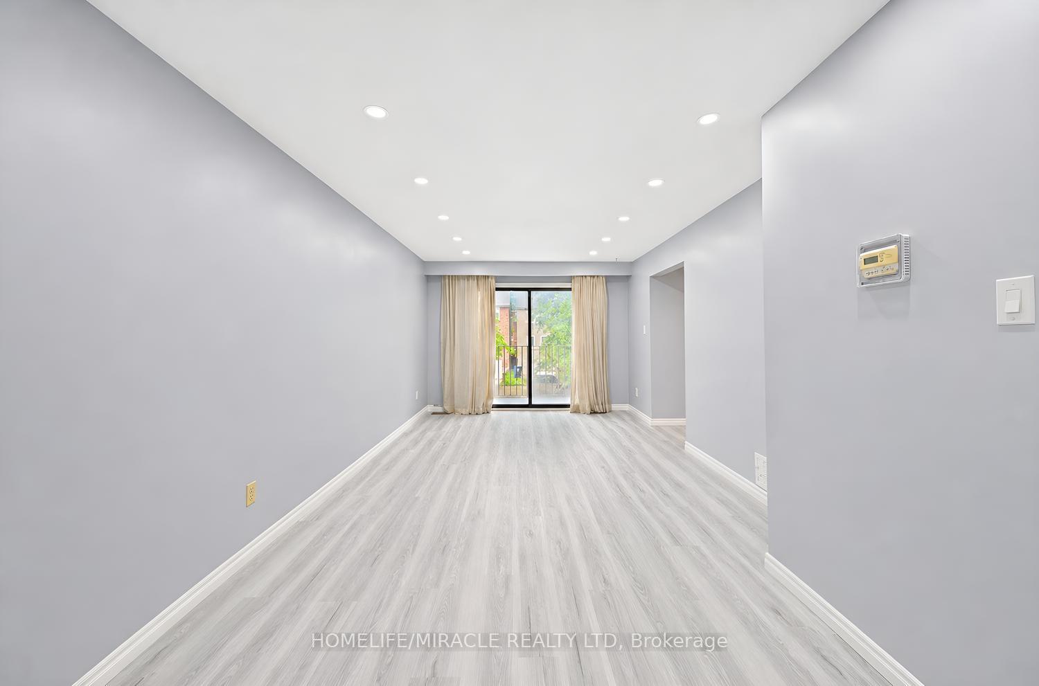 Photo 9 of 177 Westmore Drive S, Etobicoke, West Humber-Clairville — HOMEH