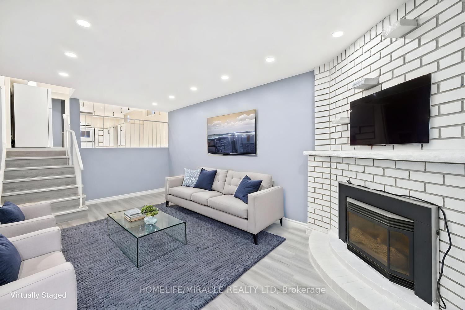 Photo 17 of 177 Westmore Drive S, Etobicoke, West Humber-Clairville — HOMEH