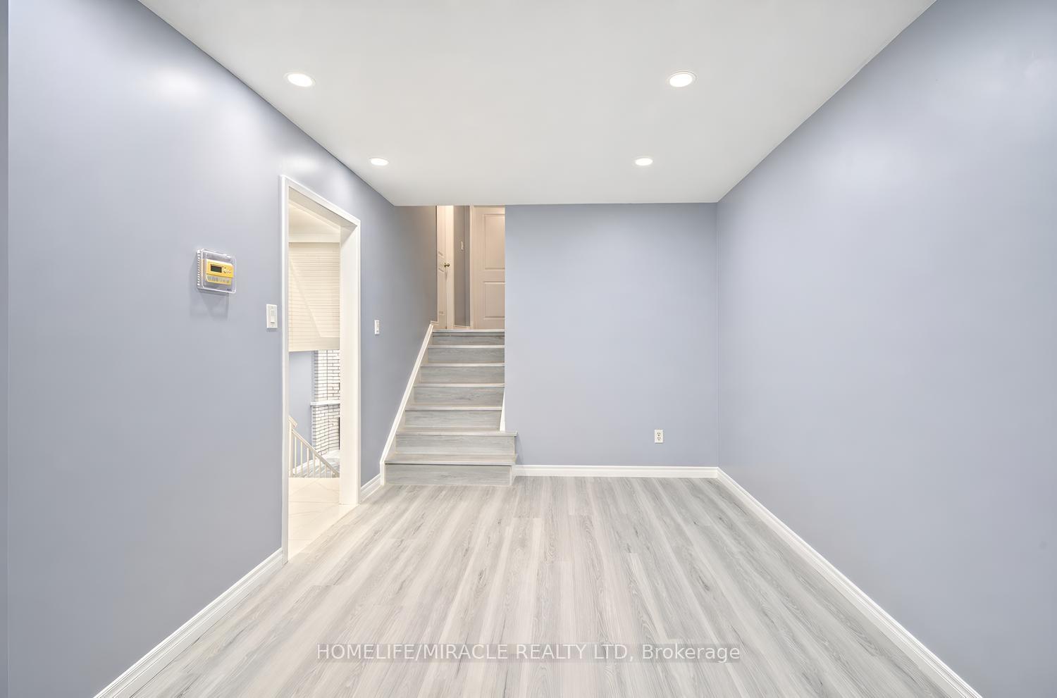 Photo 22 of 177 Westmore Drive S, Etobicoke, West Humber-Clairville — HOMEH