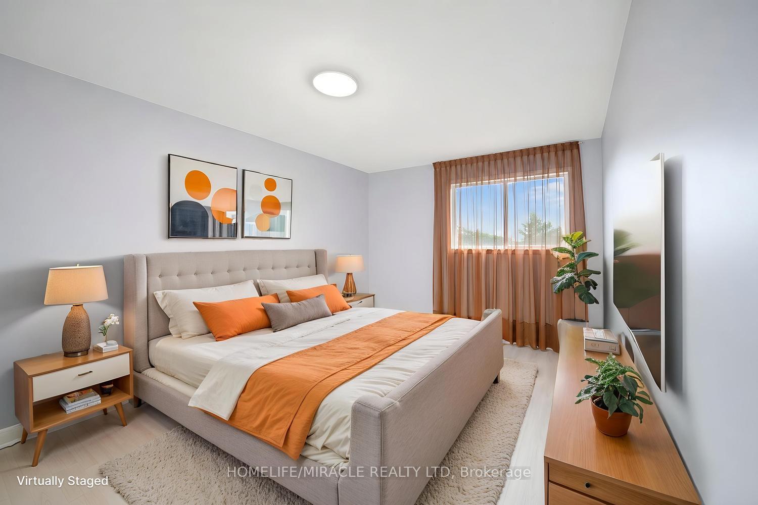Photo 23 of 177 Westmore Drive S, Etobicoke, West Humber-Clairville — HOMEH