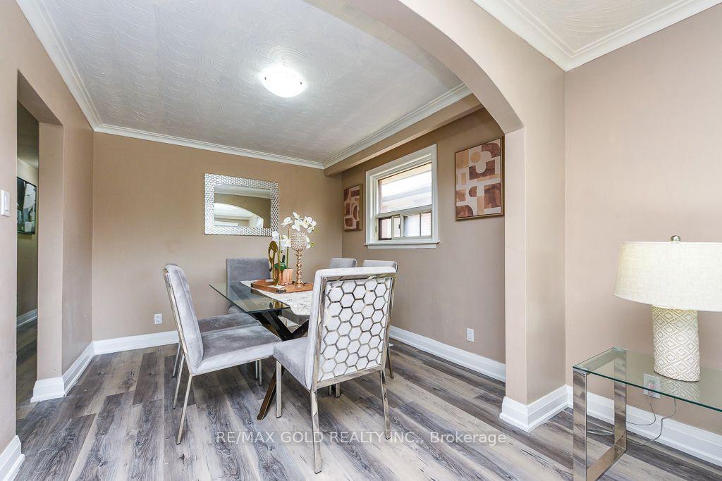 Photo 11 of 7624 Middleshire Drive, Mississauga, Malton — HOMEH