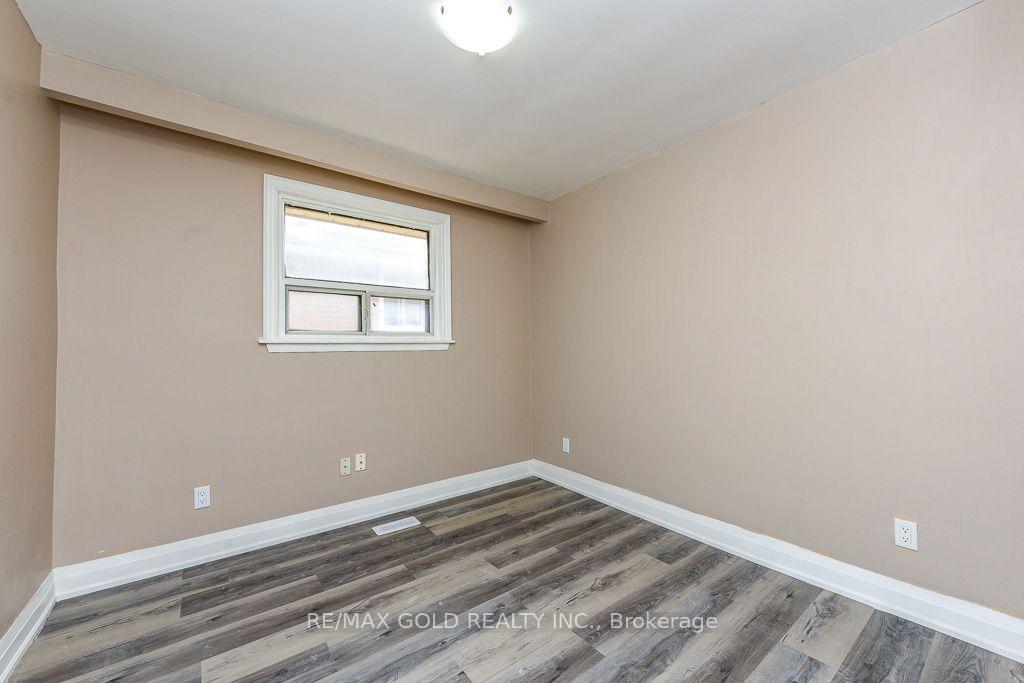 Photo 18 of 7624 Middleshire Drive, Mississauga, Malton — HOMEH