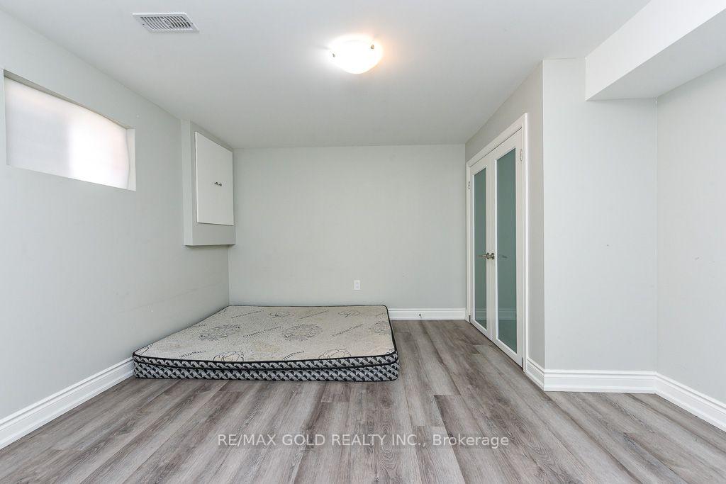 Photo 43 of 7624 Middleshire Drive, Mississauga, Malton — HOMEH