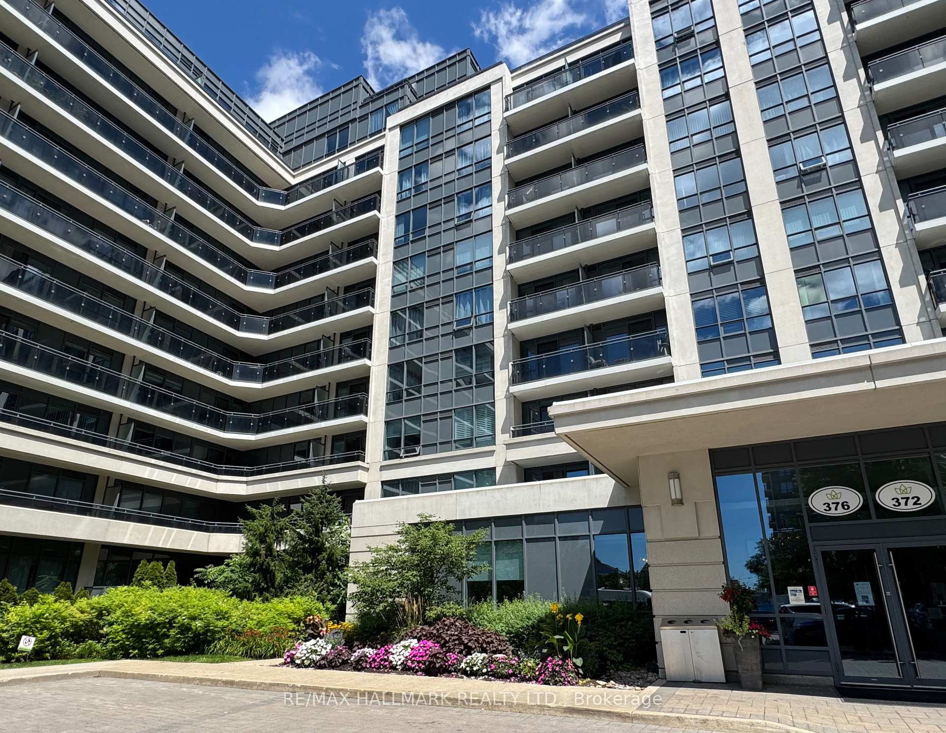 Photo 3 of Unit 609, 376 Highway 7 E, Richmond Hill, Doncrest — HOMEH