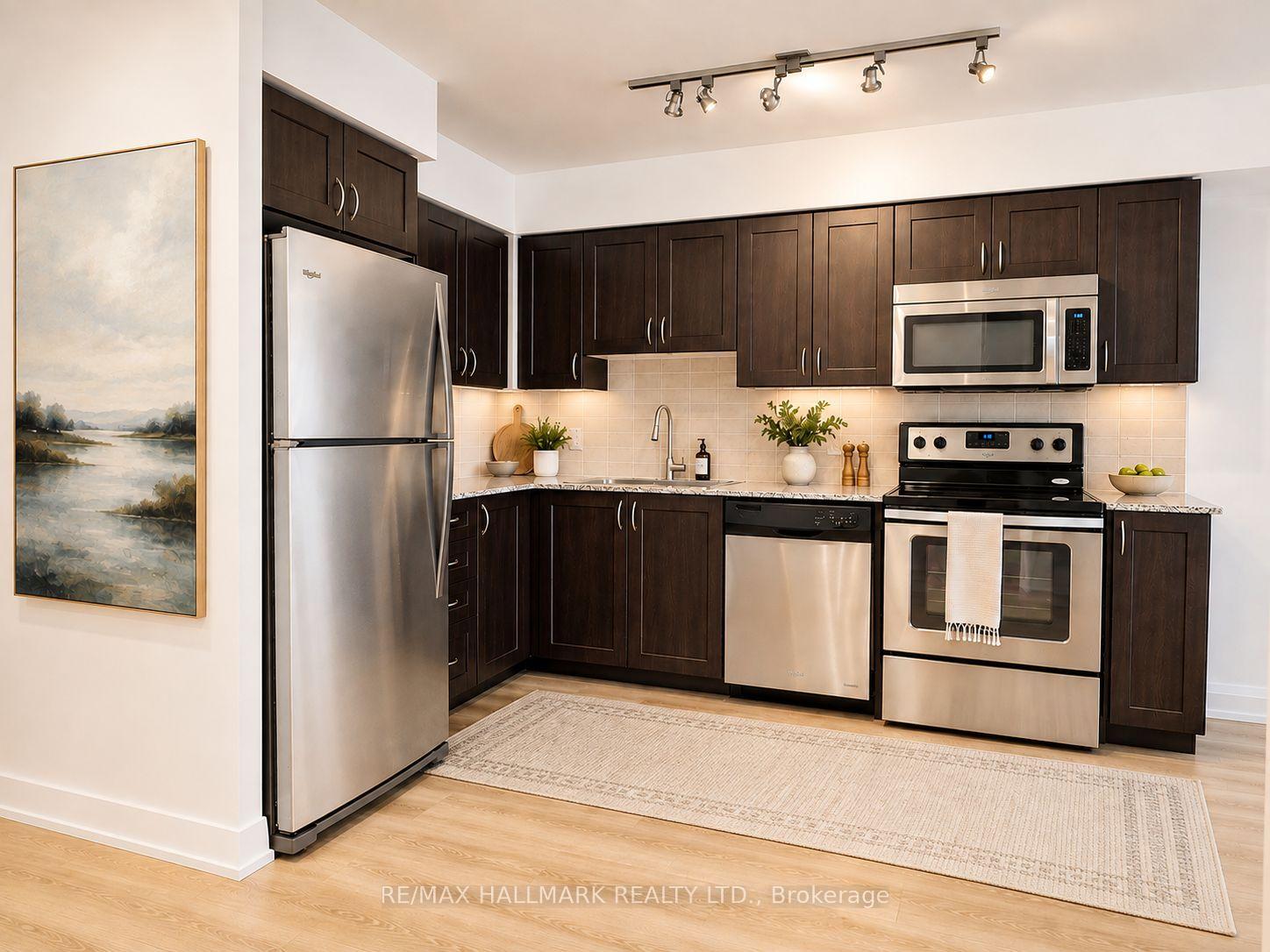 Photo 6 of Unit 609, 376 Highway 7 E, Richmond Hill, Doncrest — HOMEH