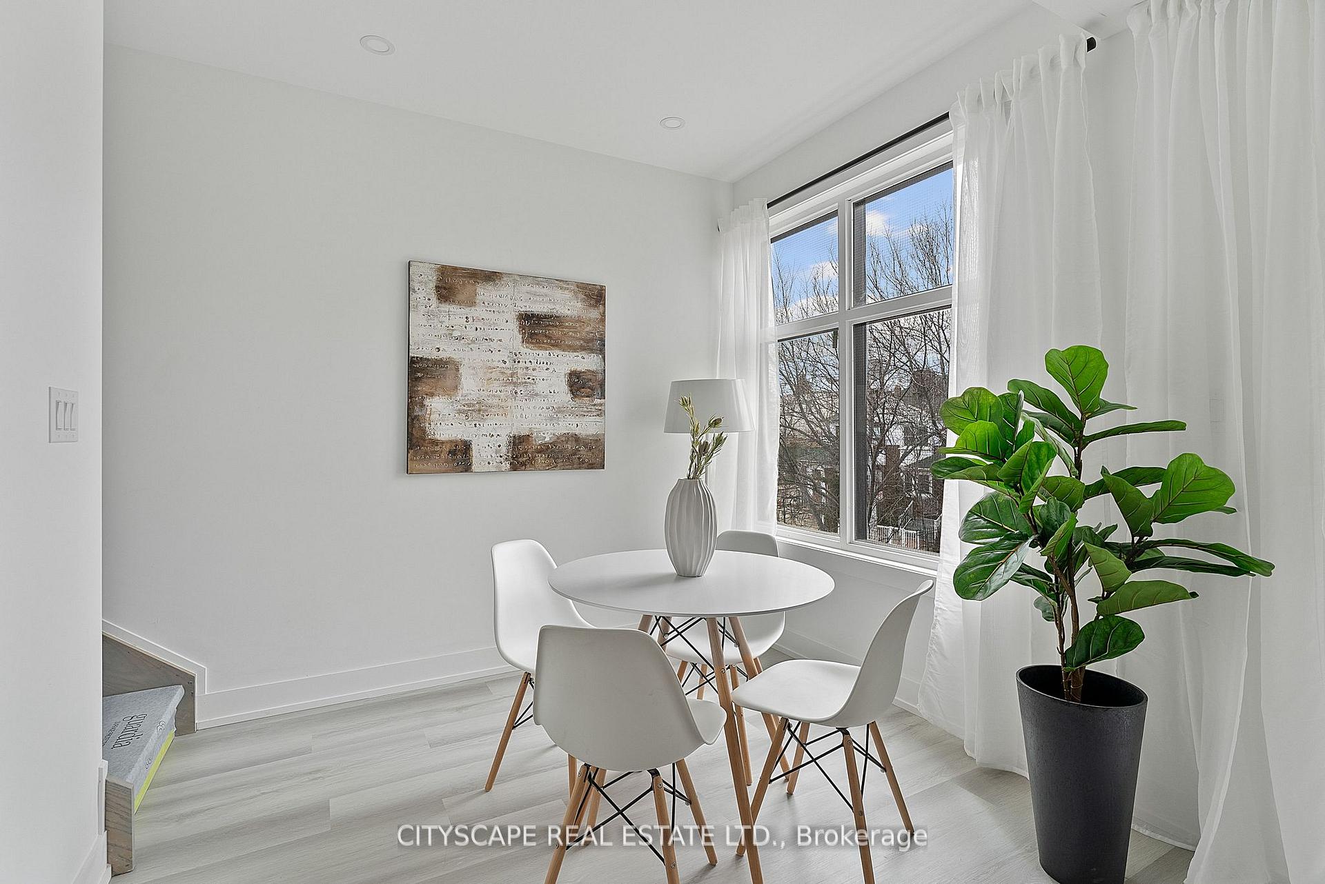 Photo 12 of Unit 3 (Upper), 587 Oakwood Avenue, Toronto, Oakwood Village — HOMEH