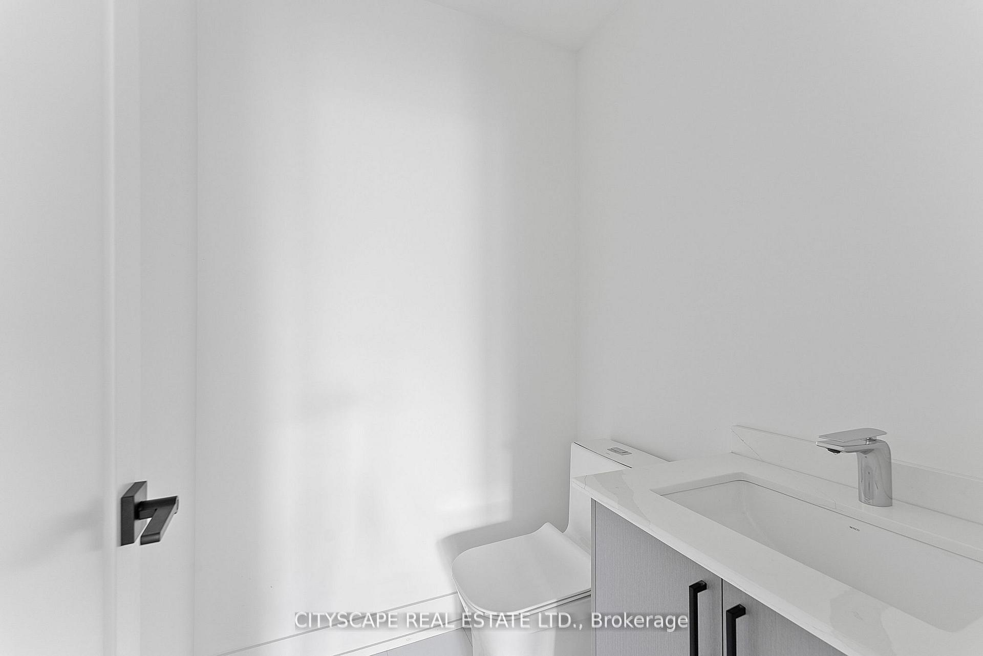 Photo 14 of Unit 3 (Upper), 587 Oakwood Avenue, Toronto, Oakwood Village — HOMEH