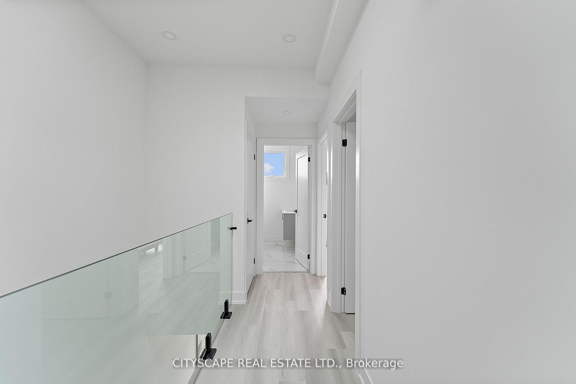 Photo 18 of Unit 3 (Upper), 587 Oakwood Avenue, Toronto, Oakwood Village — HOMEH
