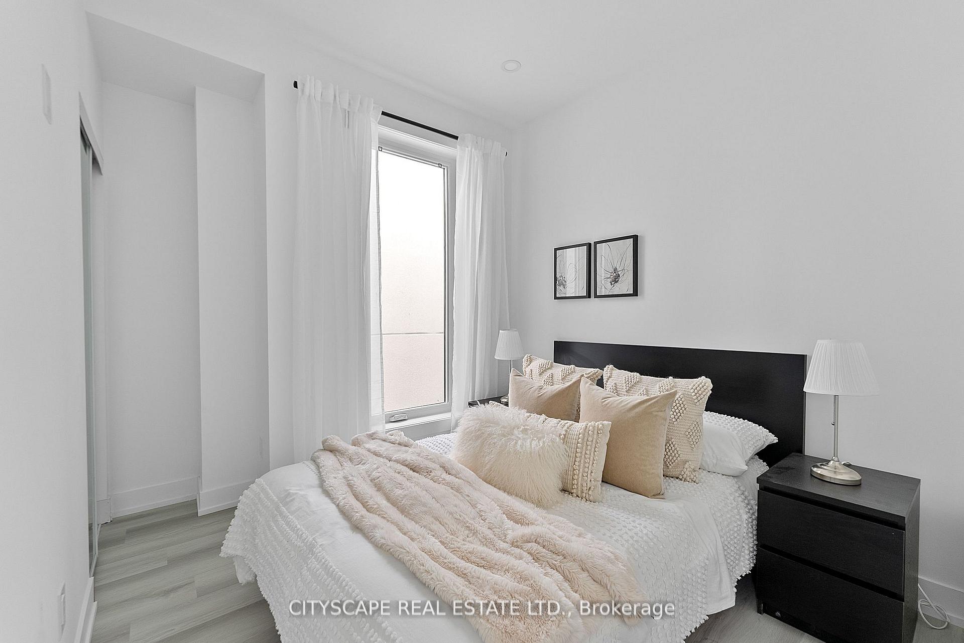 Photo 23 of Unit 3 (Upper), 587 Oakwood Avenue, Toronto, Oakwood Village — HOMEH