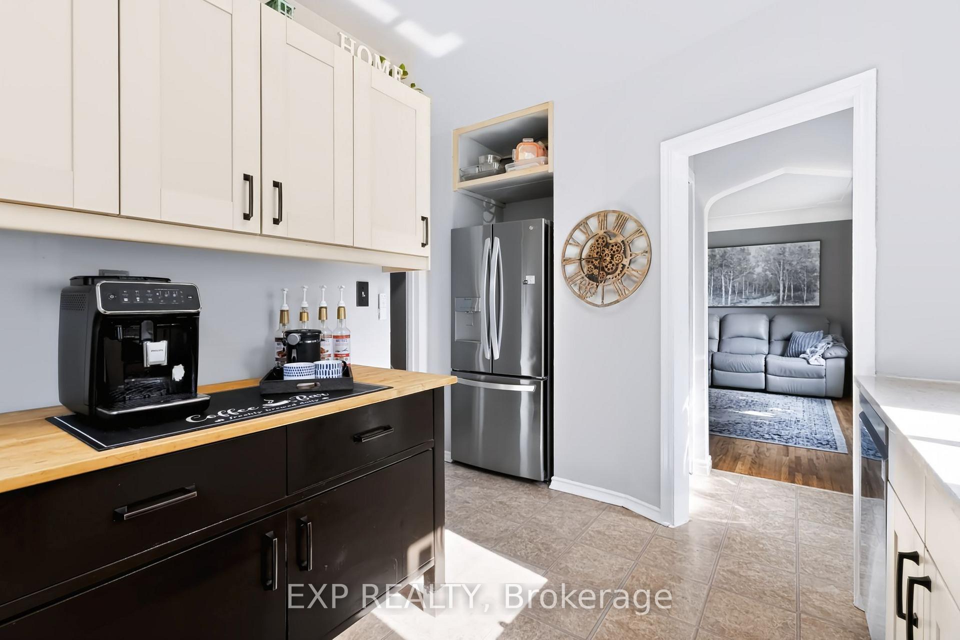 Photo 10 of 164 Charlotte Street, Hamilton, Rosedale — HOMEH