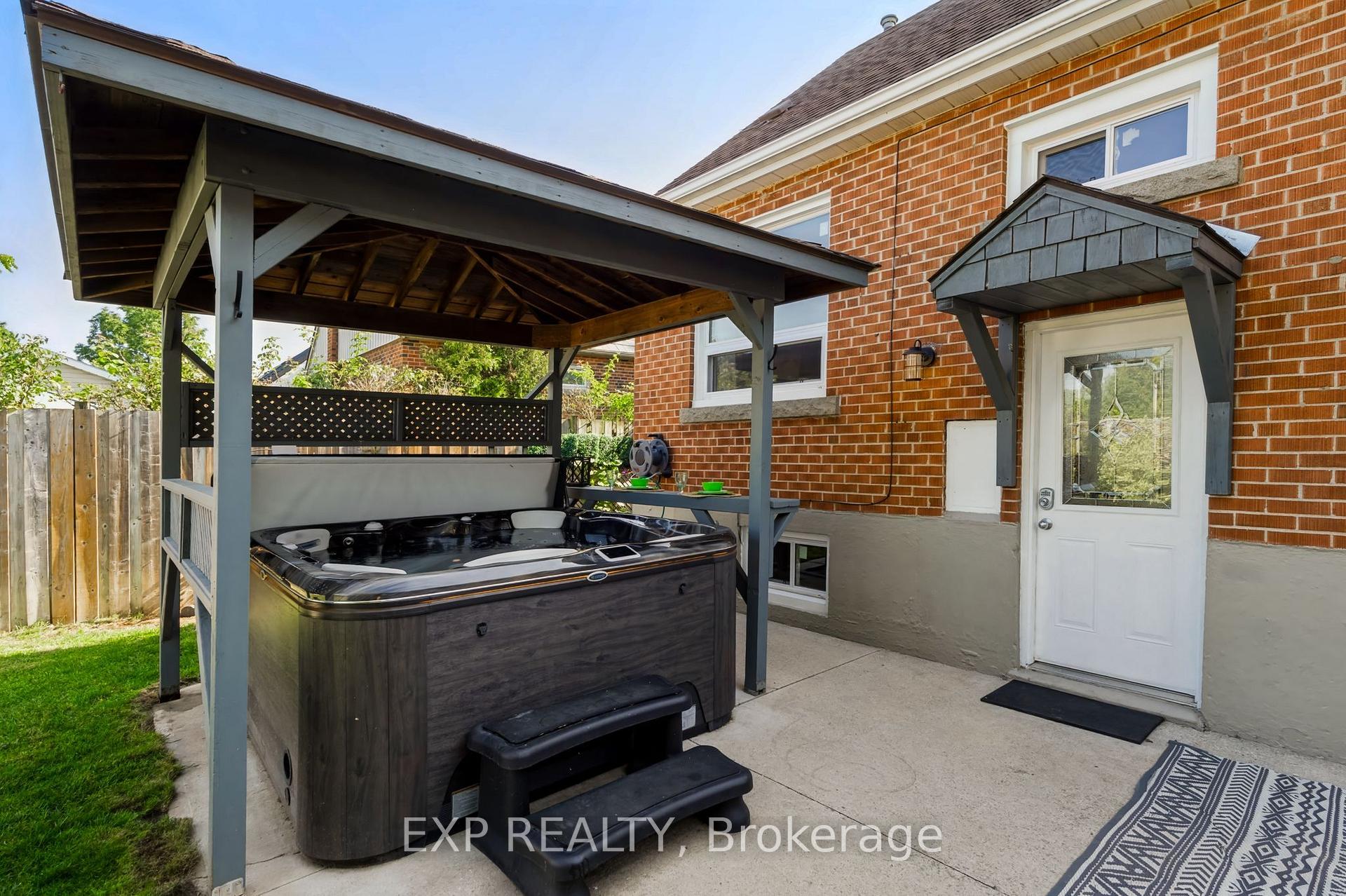Photo 39 of 164 Charlotte Street, Hamilton, Rosedale — HOMEH