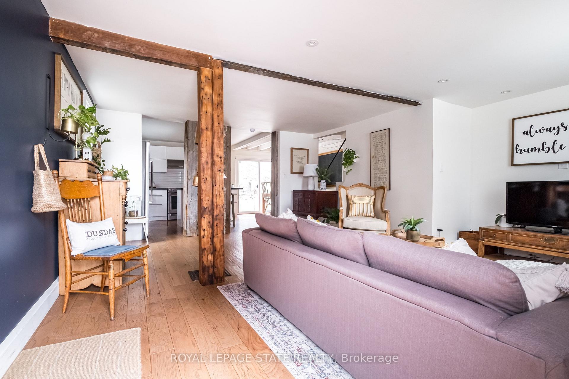 Photo 6 of 39 Park Street E, Hamilton, Dundas — HOMEH