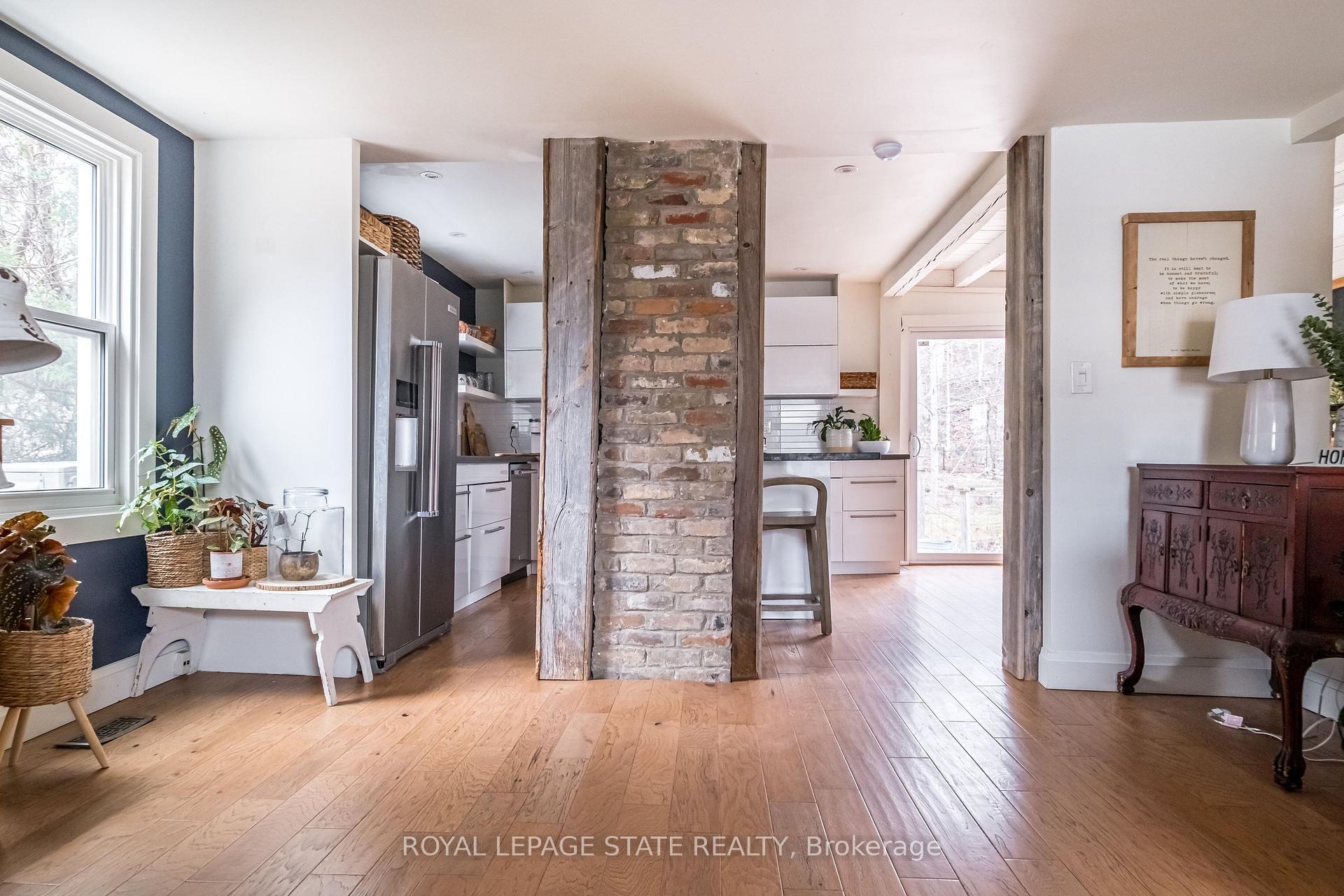 Photo 11 of 39 Park Street E, Hamilton, Dundas — HOMEH