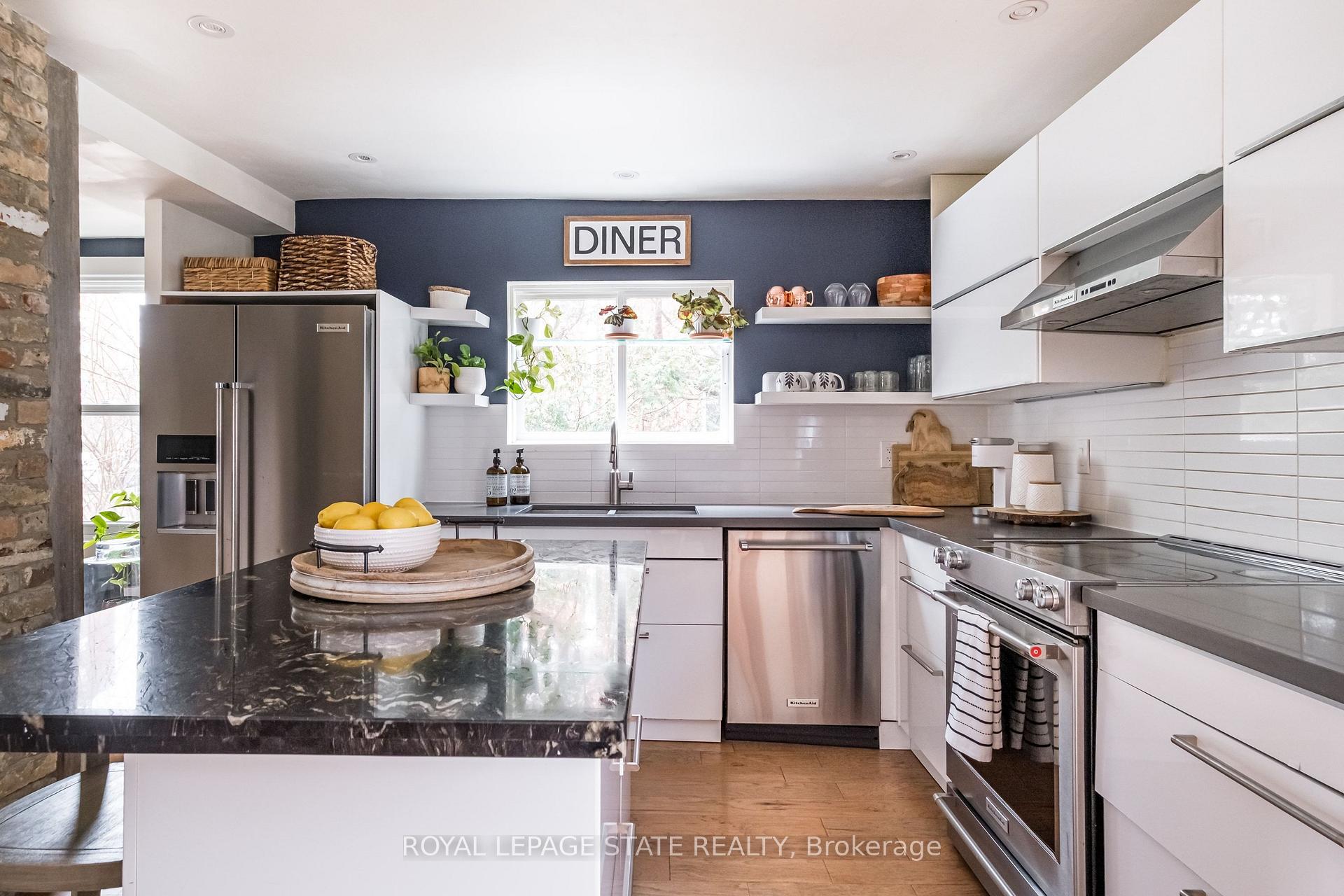 Photo 14 of 39 Park Street E, Hamilton, Dundas — HOMEH