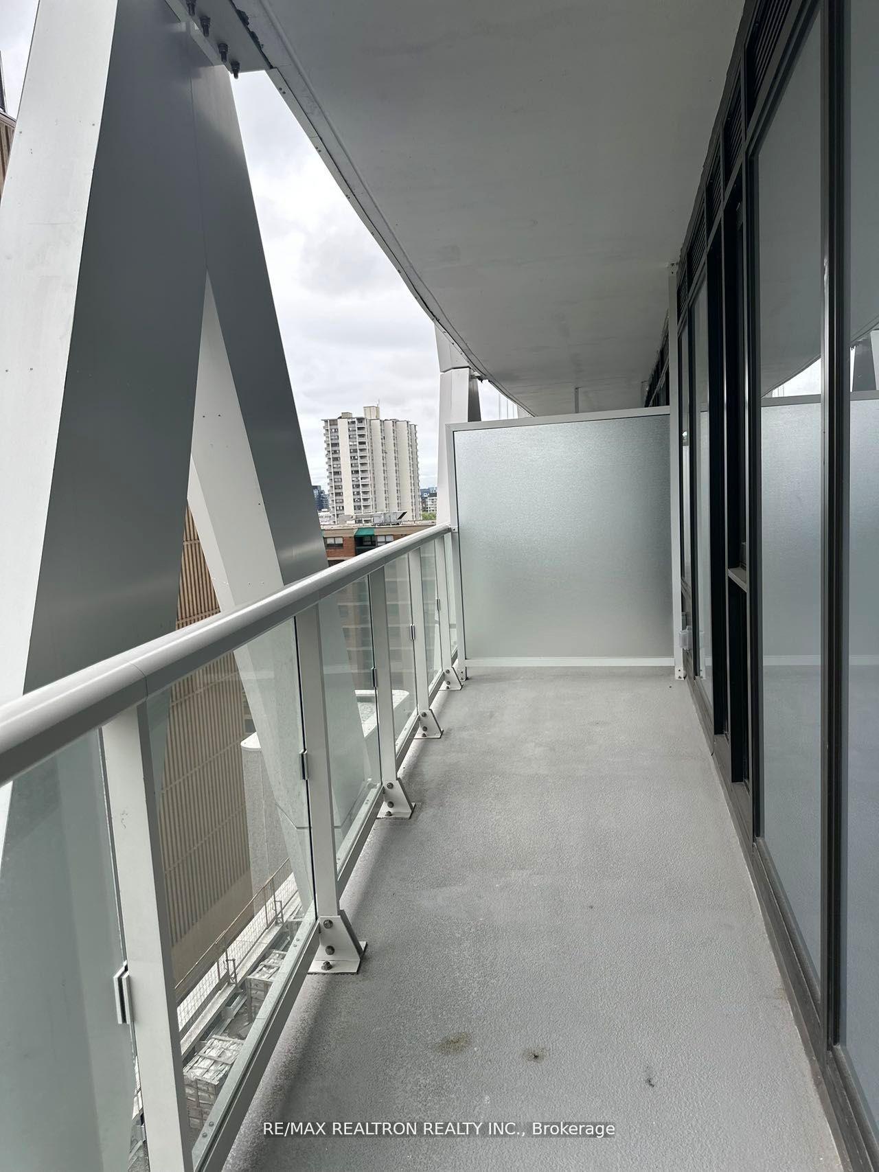 Photo 18 of Unit 926, 230 Simcoe Street, Toronto, University — HOMEH