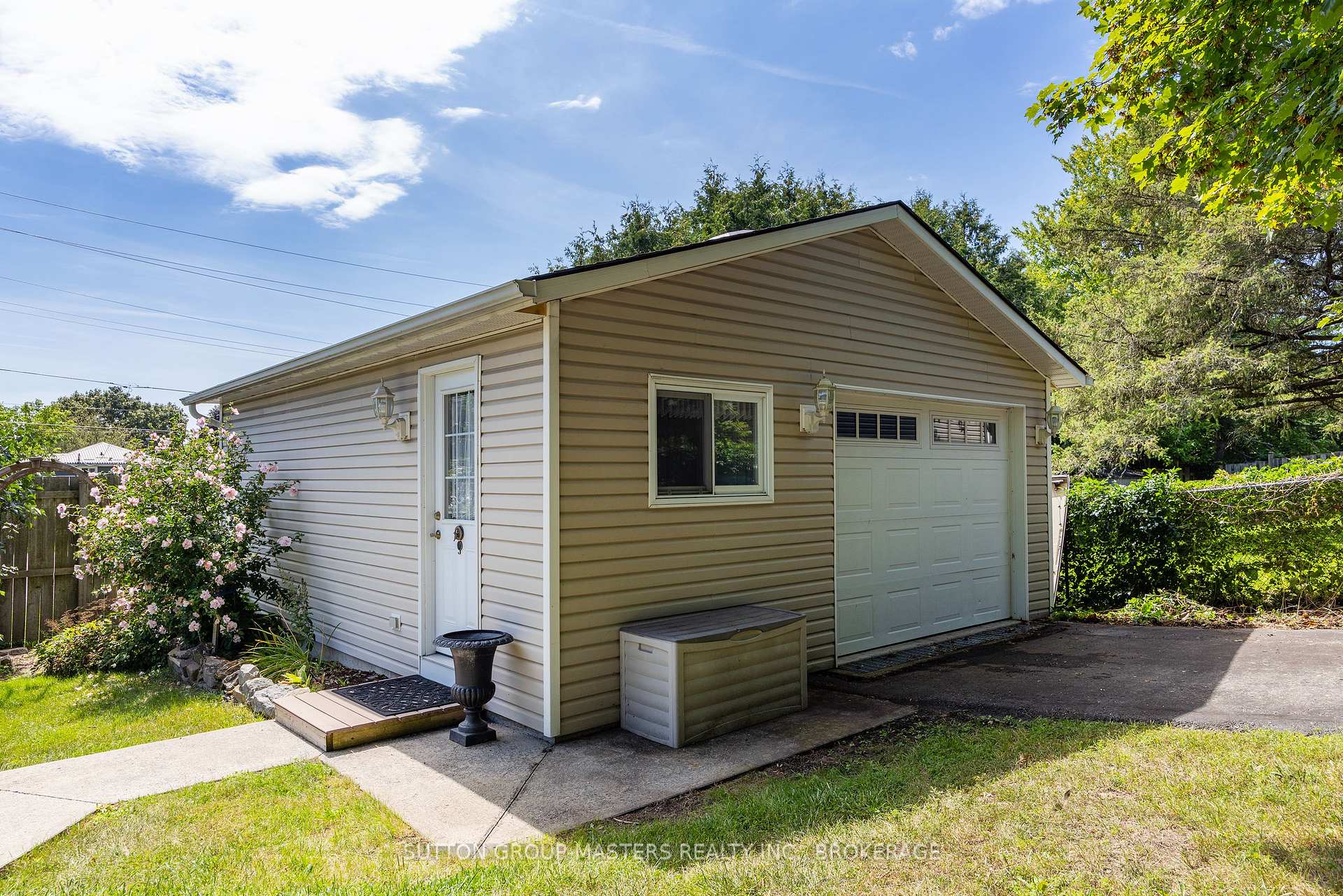 Photo 6 of 795 Safari Drive, Kingston, North of Taylor-Kidd Blvd — HOMEH
