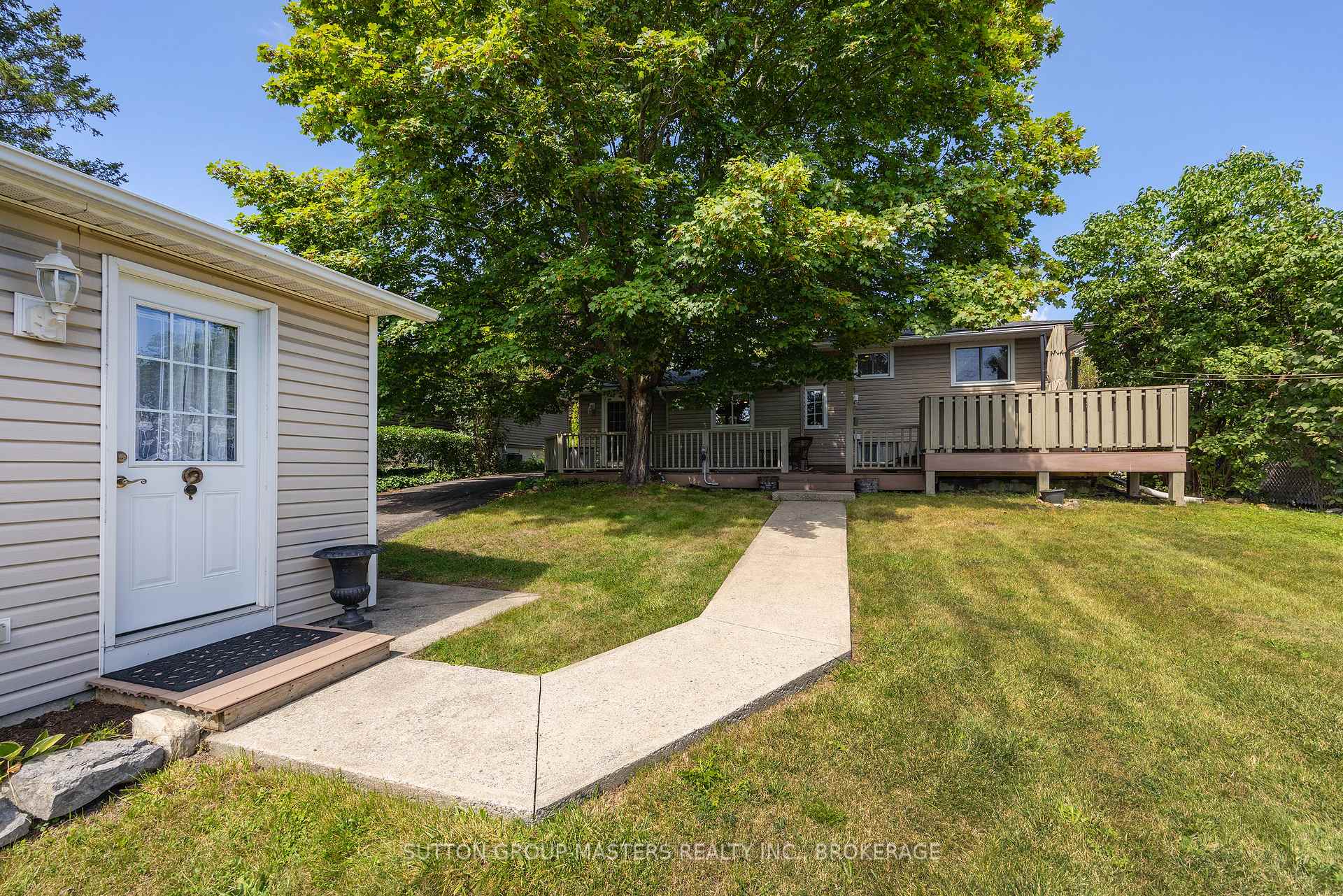 Photo 9 of 795 Safari Drive, Kingston, North of Taylor-Kidd Blvd — HOMEH