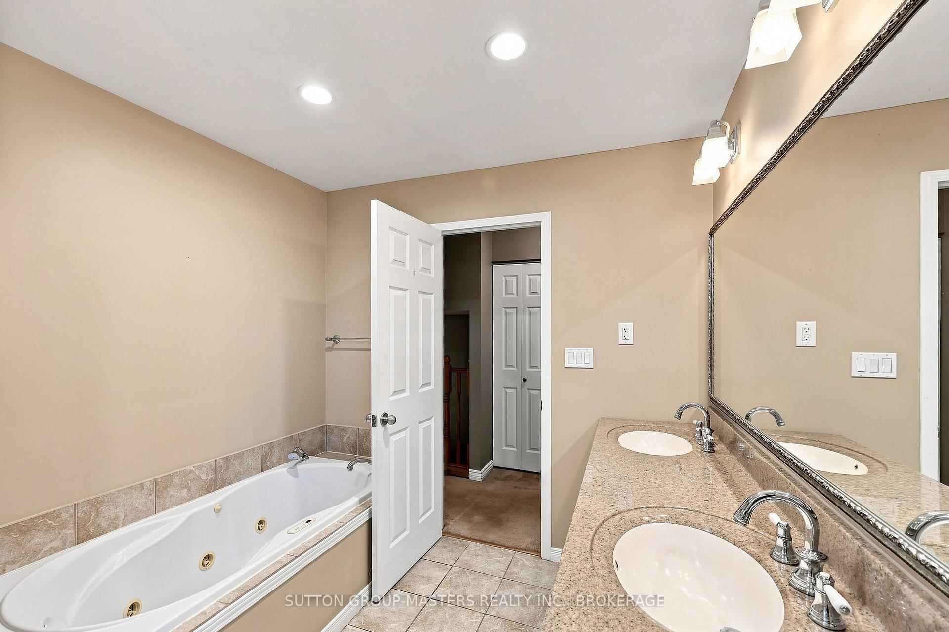 Photo 27 of 795 Safari Drive, Kingston, North of Taylor-Kidd Blvd — HOMEH