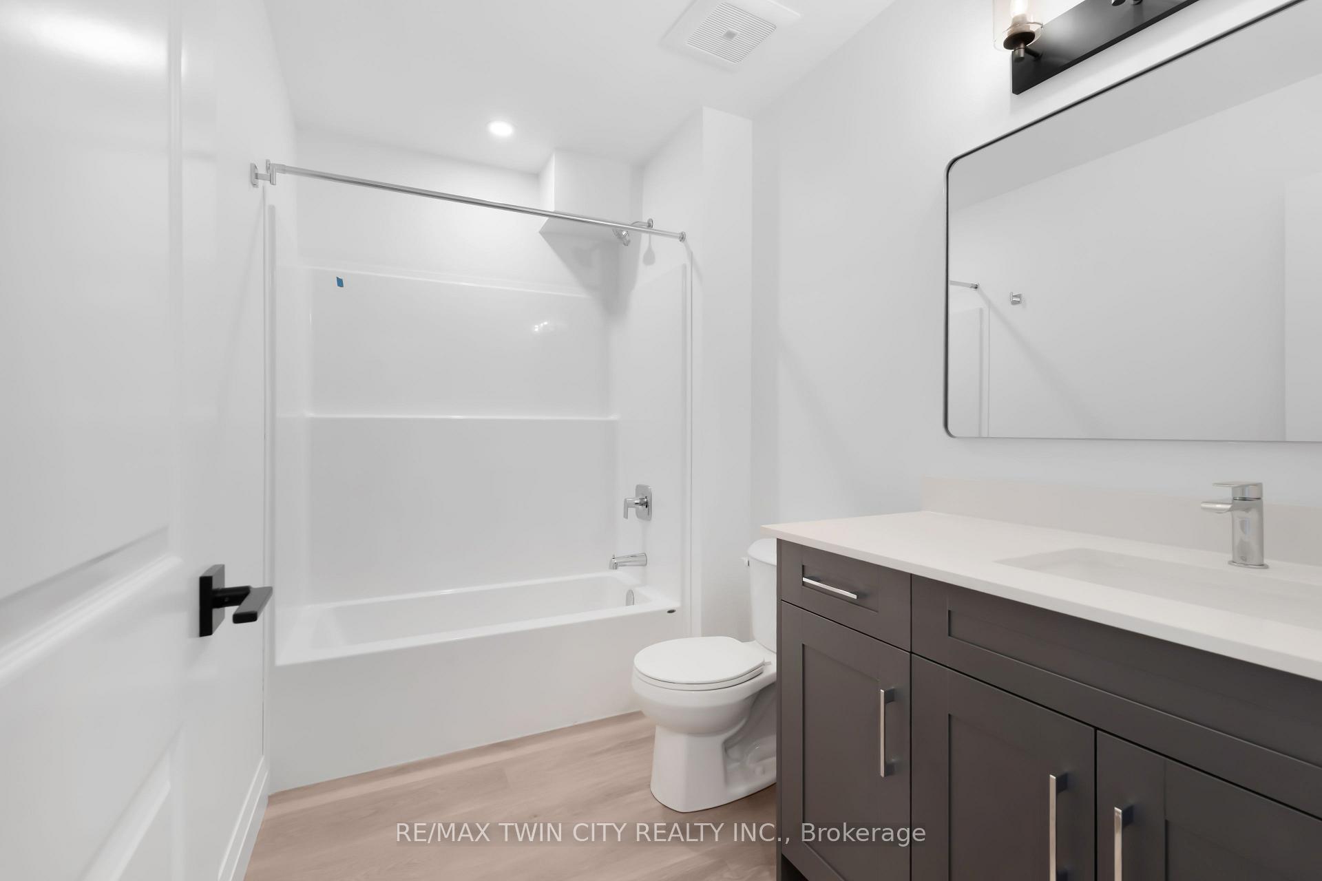 Photo 20 of Unit 3, 220 Heiman Street, Kitchener, Southdale — HOMEH