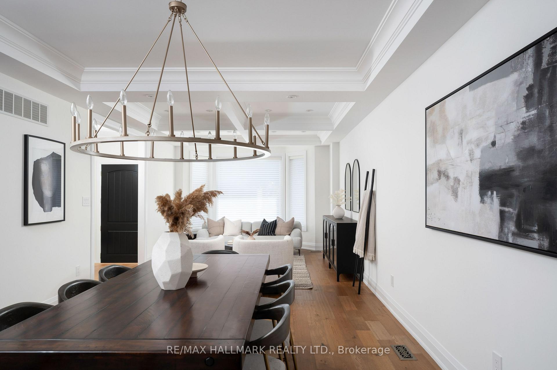 Photo 6 of 136 Glenwood Crescent, Toronto, O'Connor-Parkview — HOMEH