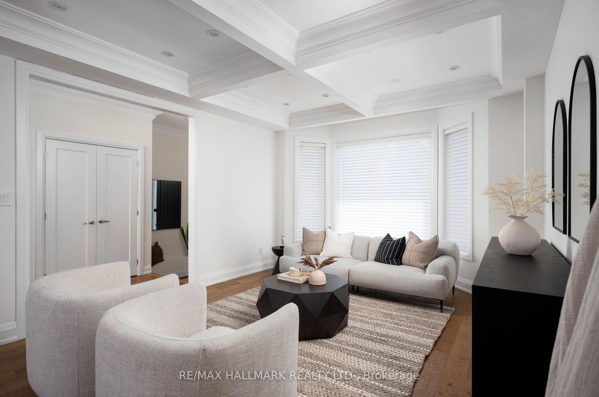 Photo 7 of 136 Glenwood Crescent, Toronto, O'Connor-Parkview — HOMEH