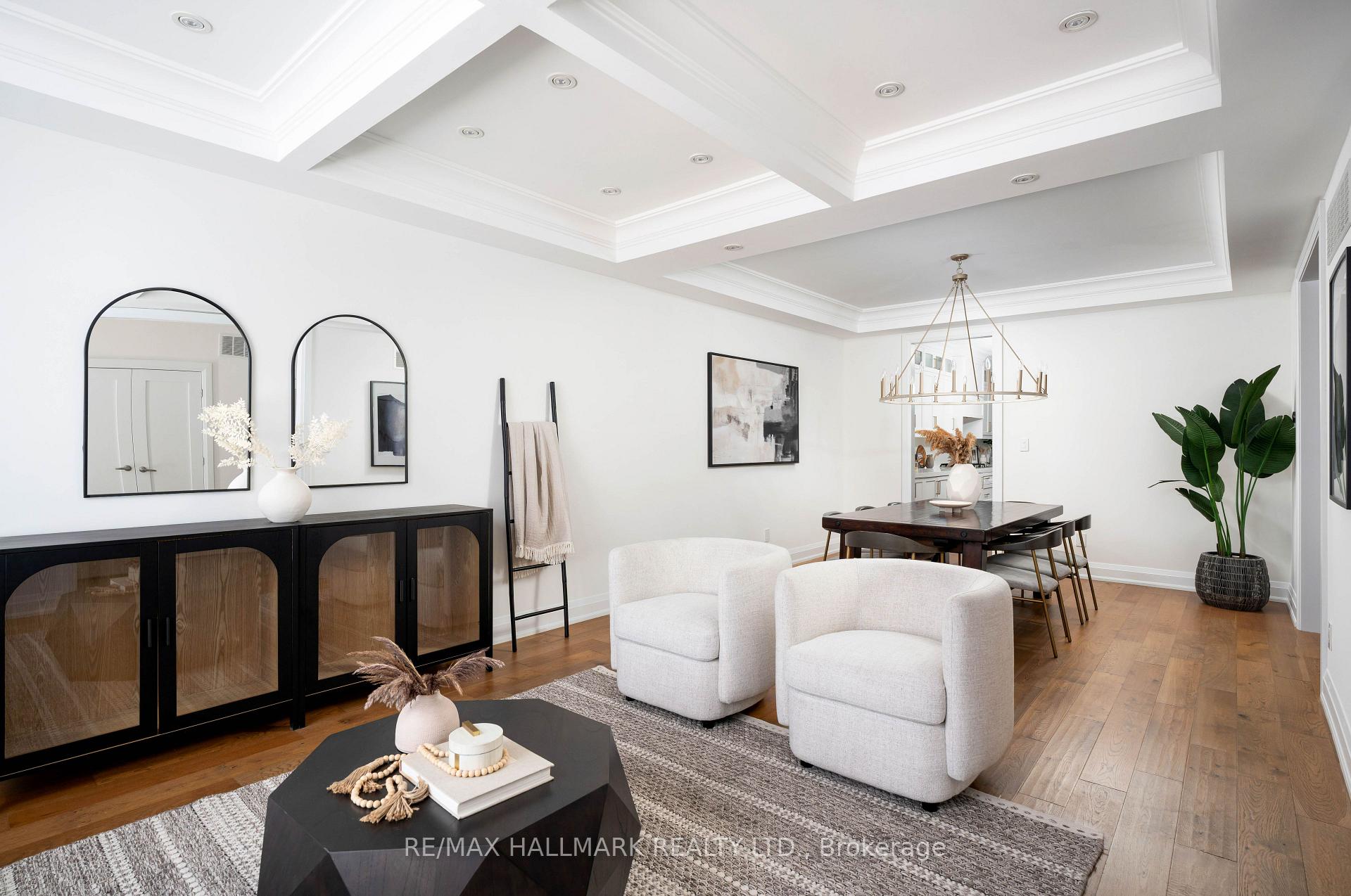 Photo 9 of 136 Glenwood Crescent, Toronto, O'Connor-Parkview — HOMEH