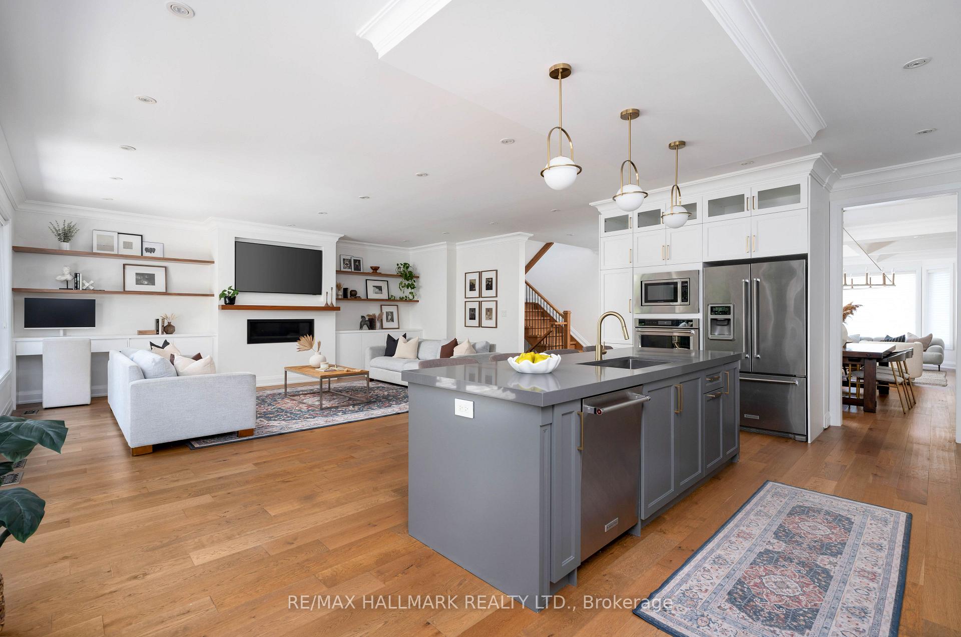 Photo 14 of 136 Glenwood Crescent, Toronto, O'Connor-Parkview — HOMEH