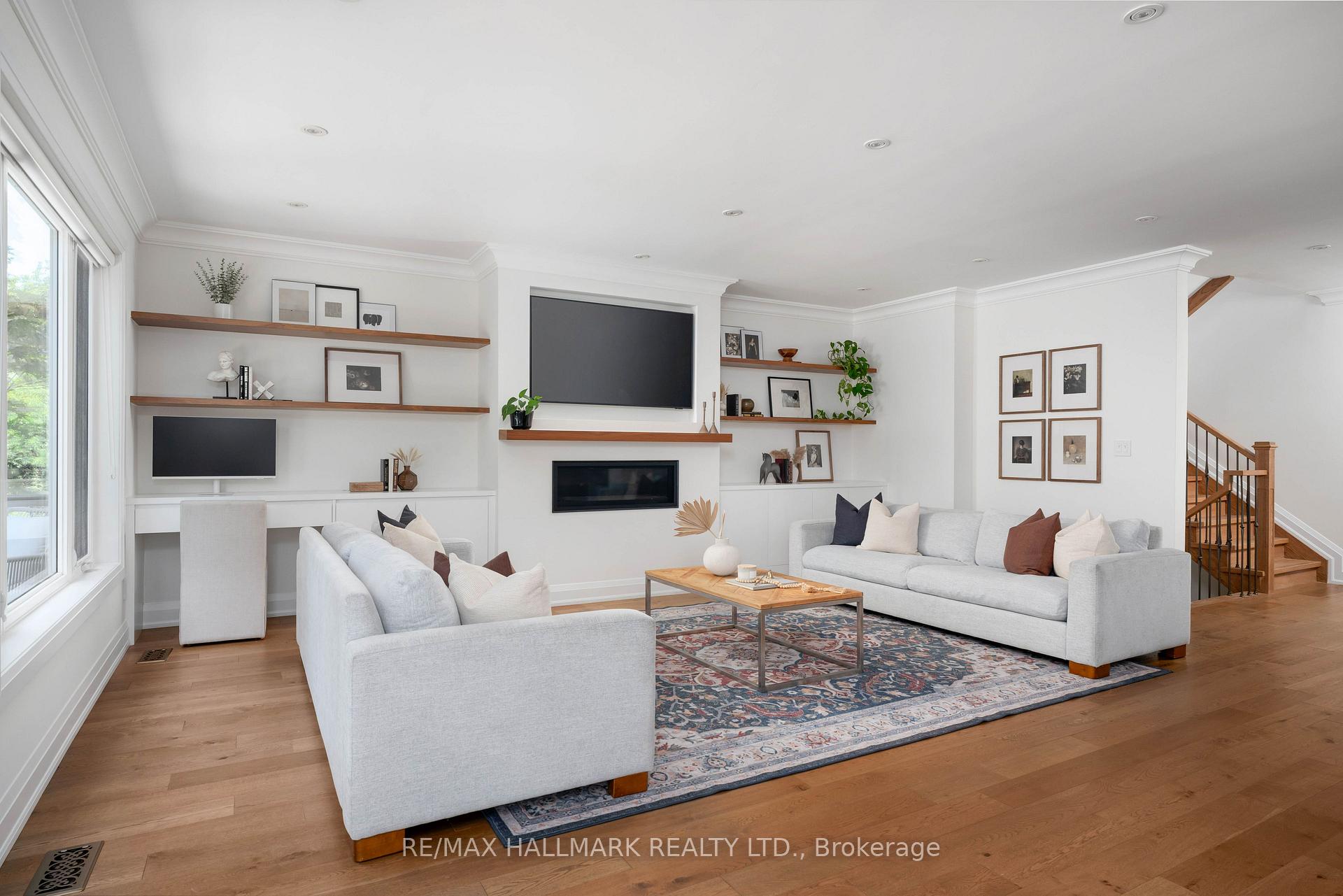 Photo 18 of 136 Glenwood Crescent, Toronto, O'Connor-Parkview — HOMEH