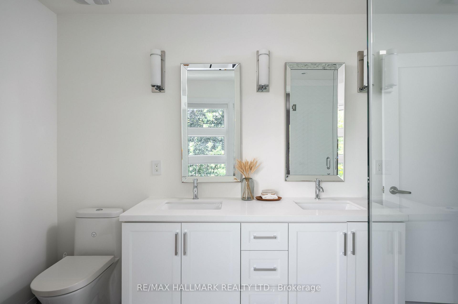 Photo 25 of 136 Glenwood Crescent, Toronto, O'Connor-Parkview — HOMEH