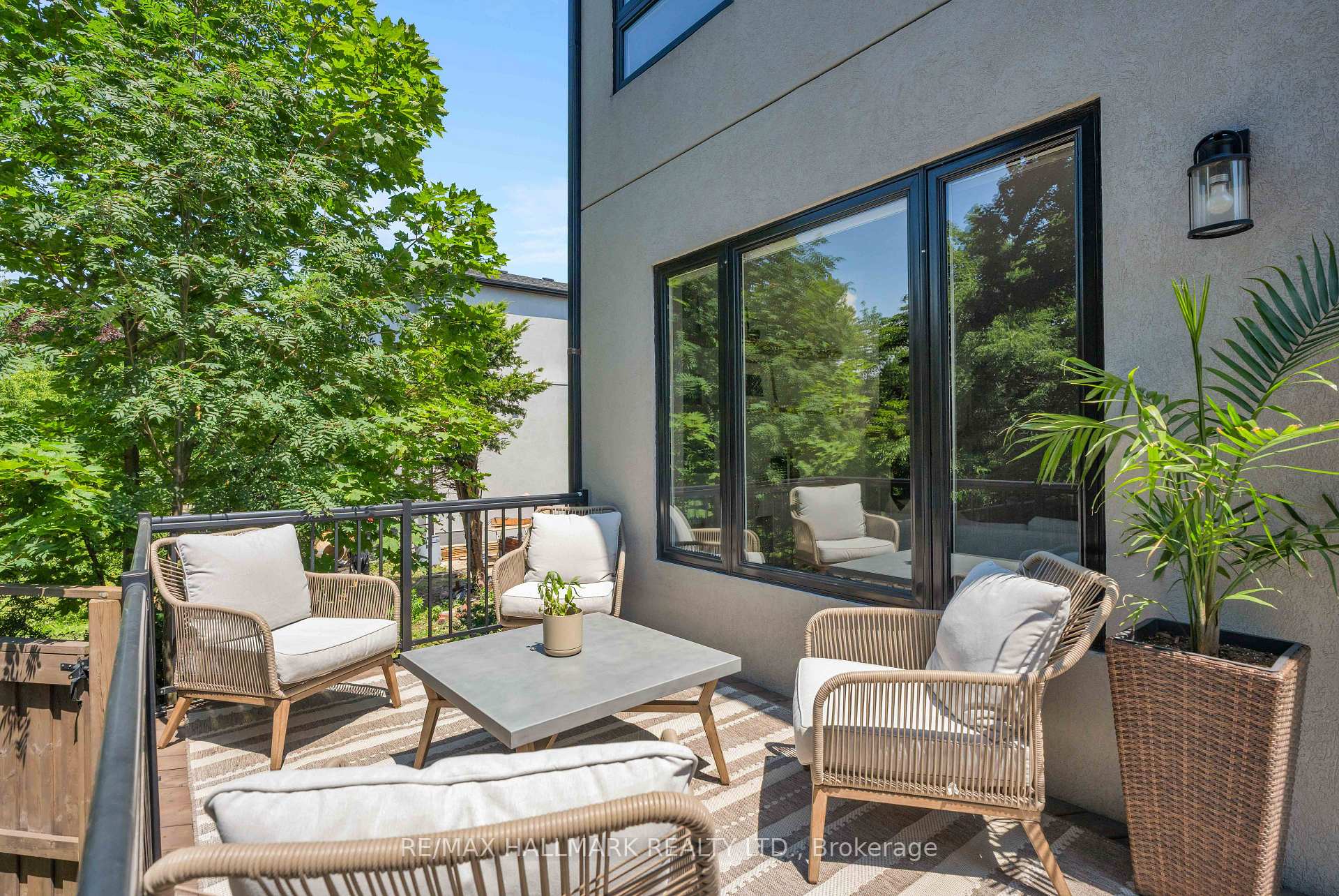 Photo 43 of 136 Glenwood Crescent, Toronto, O'Connor-Parkview — HOMEH
