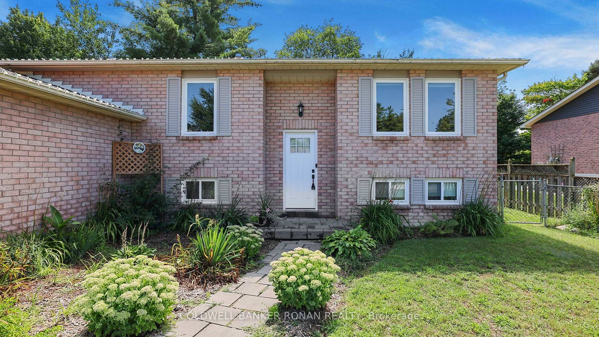 Photo 2 of 8 McCarthy Crescent, Essa, Angus — HOMEH