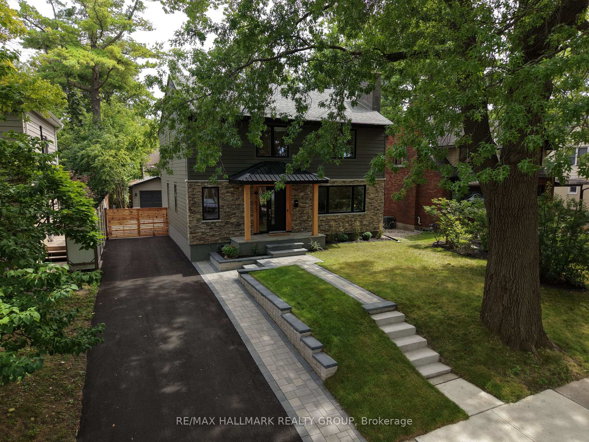 Photo 5 of 1677 Abbey Road, Ottawa, Riverview Park — HOMEH