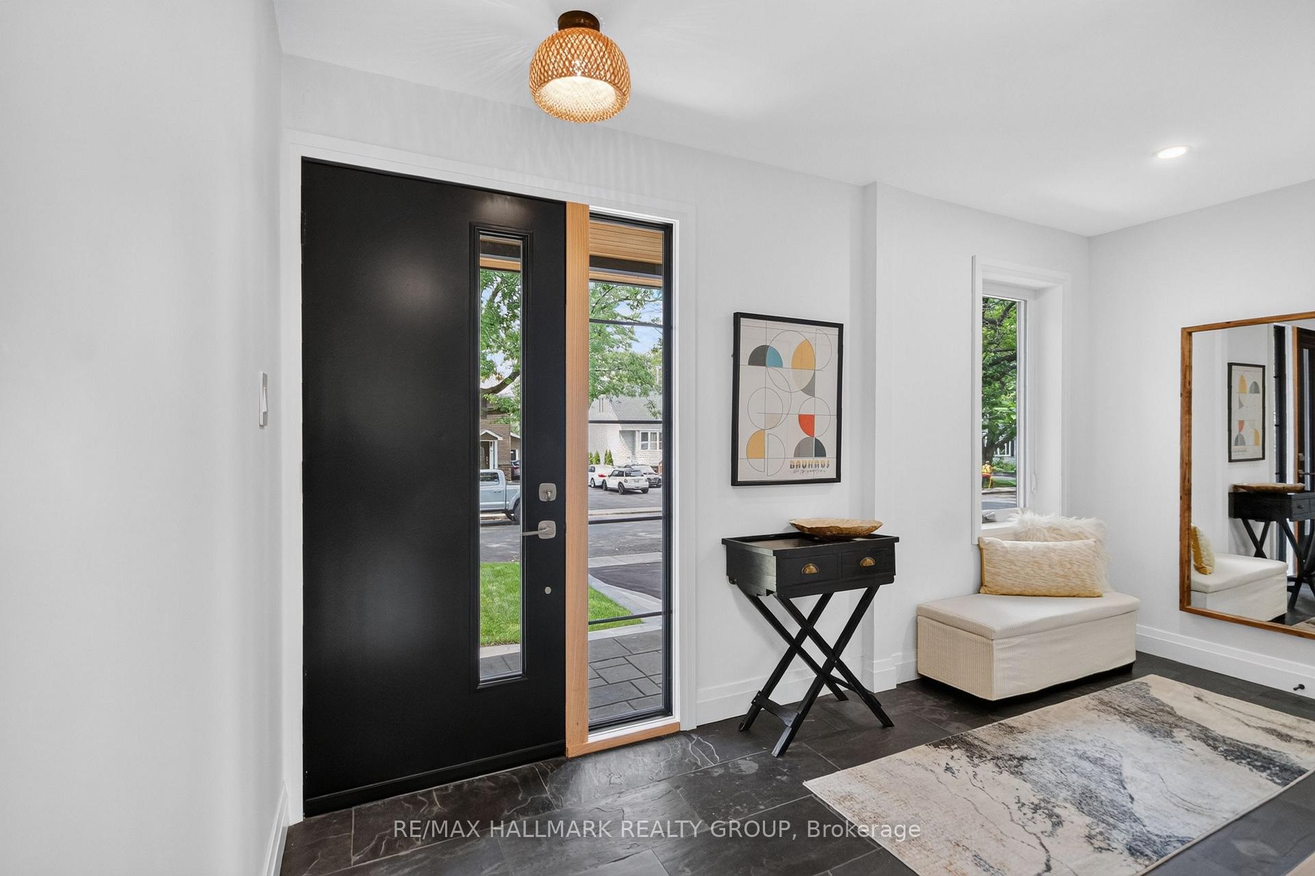 Photo 10 of 1677 Abbey Road, Ottawa, Riverview Park — HOMEH