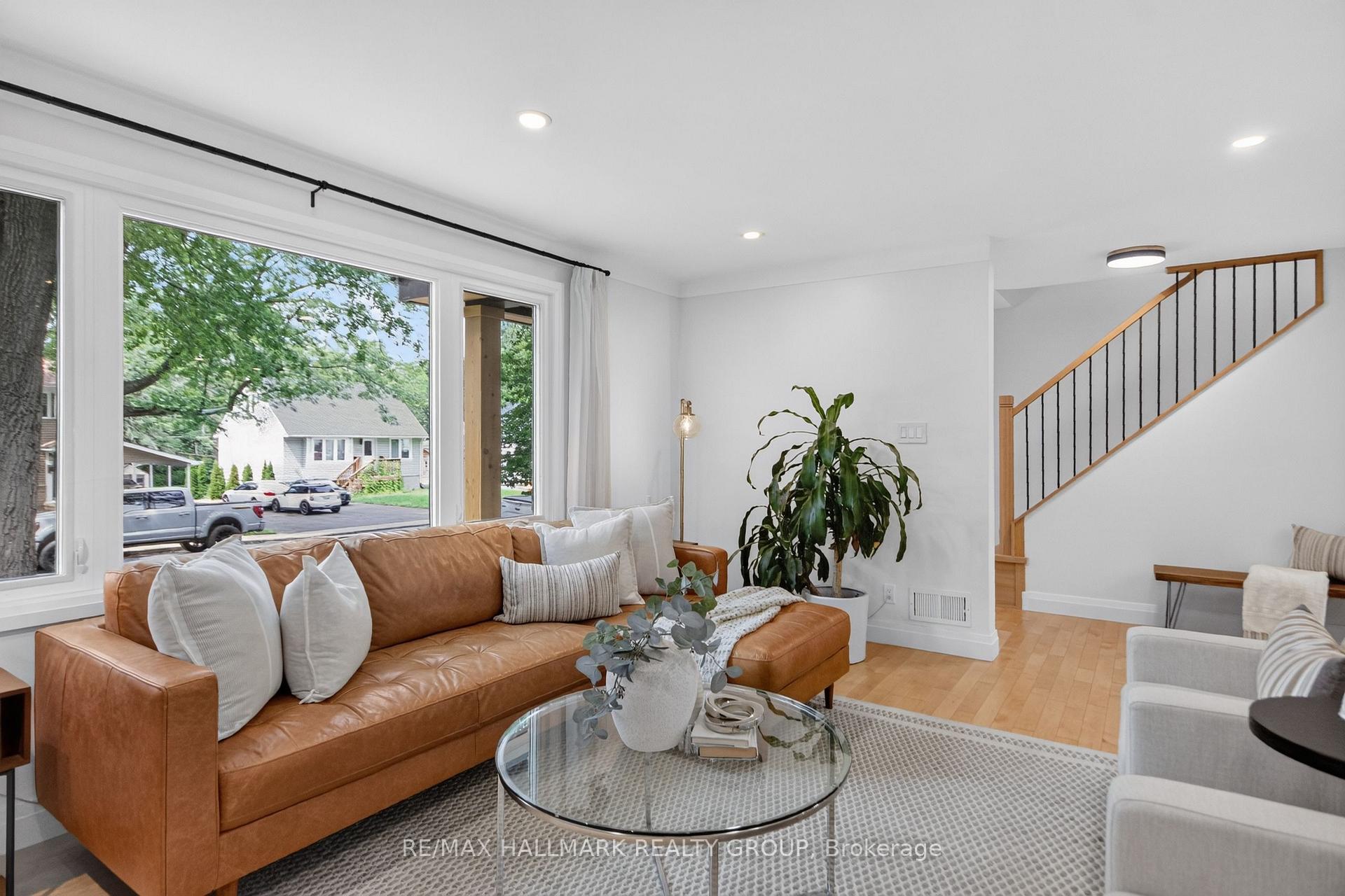 Photo 18 of 1677 Abbey Road, Ottawa, Riverview Park — HOMEH