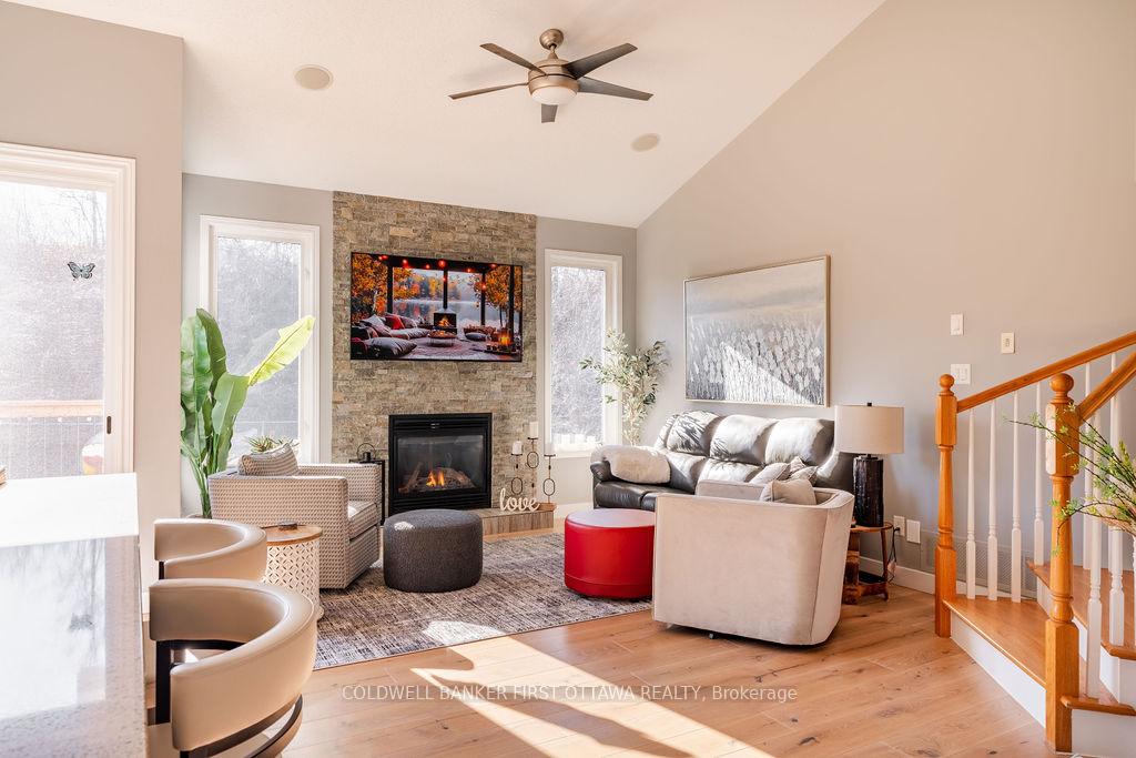 Photo 4 of 87 Wolff Crescent, Arnprior, Arnprior — HOMEH